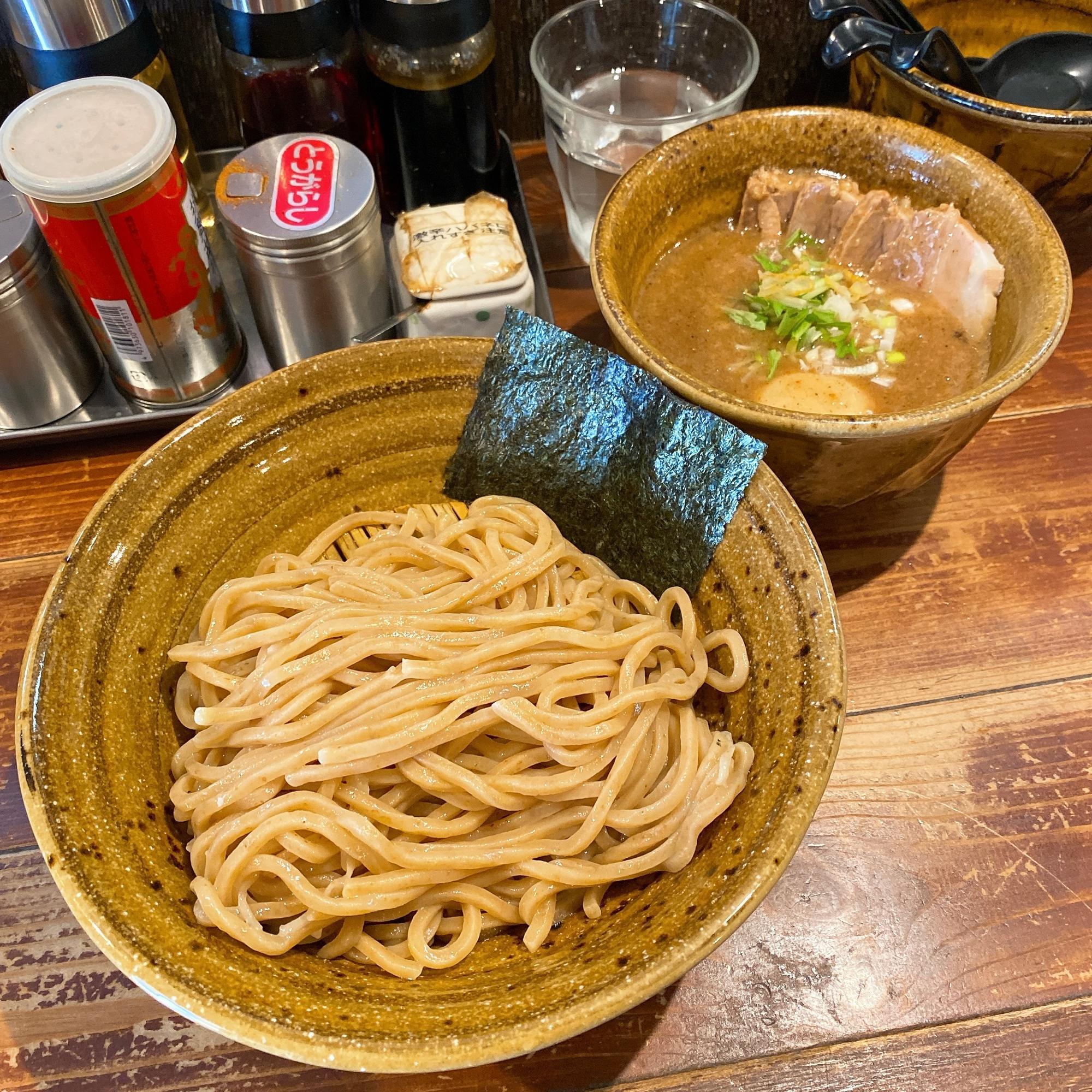 味玉肉入りベジポタつけ麺(¥1,090)