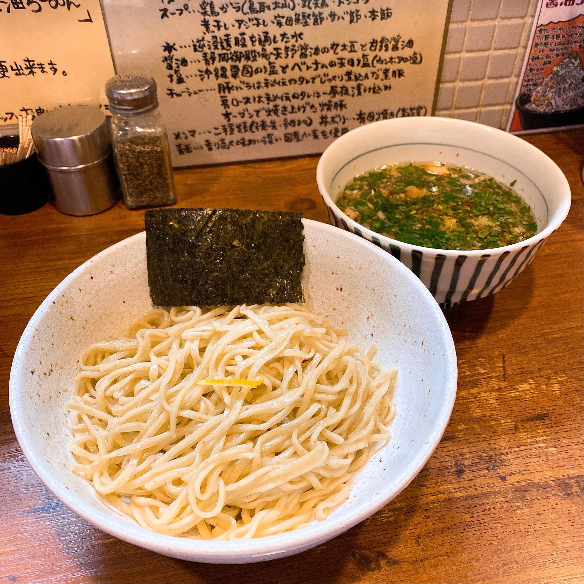 醤油つけ麺(¥950)