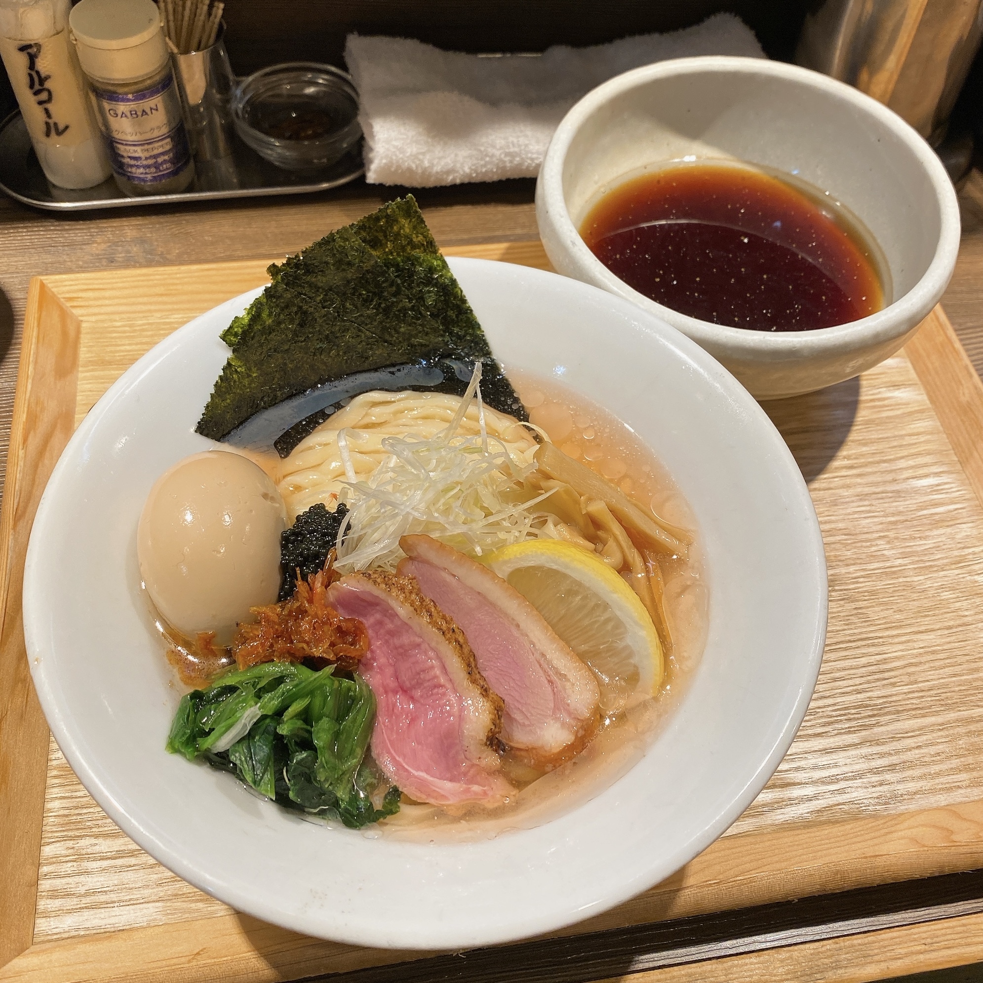 鴨出汁手揉み昆布水つけ蕎麦（醤油）(¥1,500)