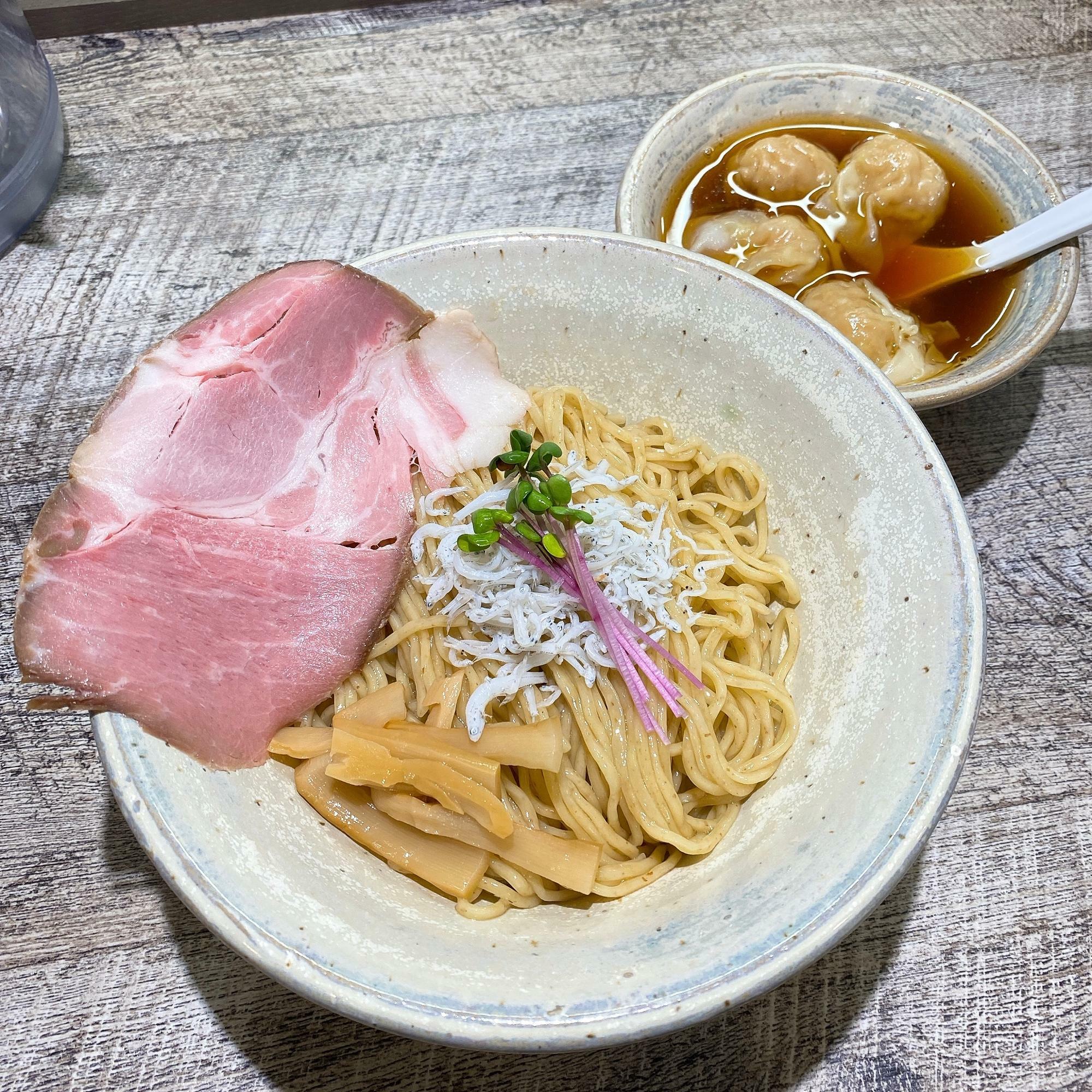ワンタンつけ麺（並）(¥1,140)