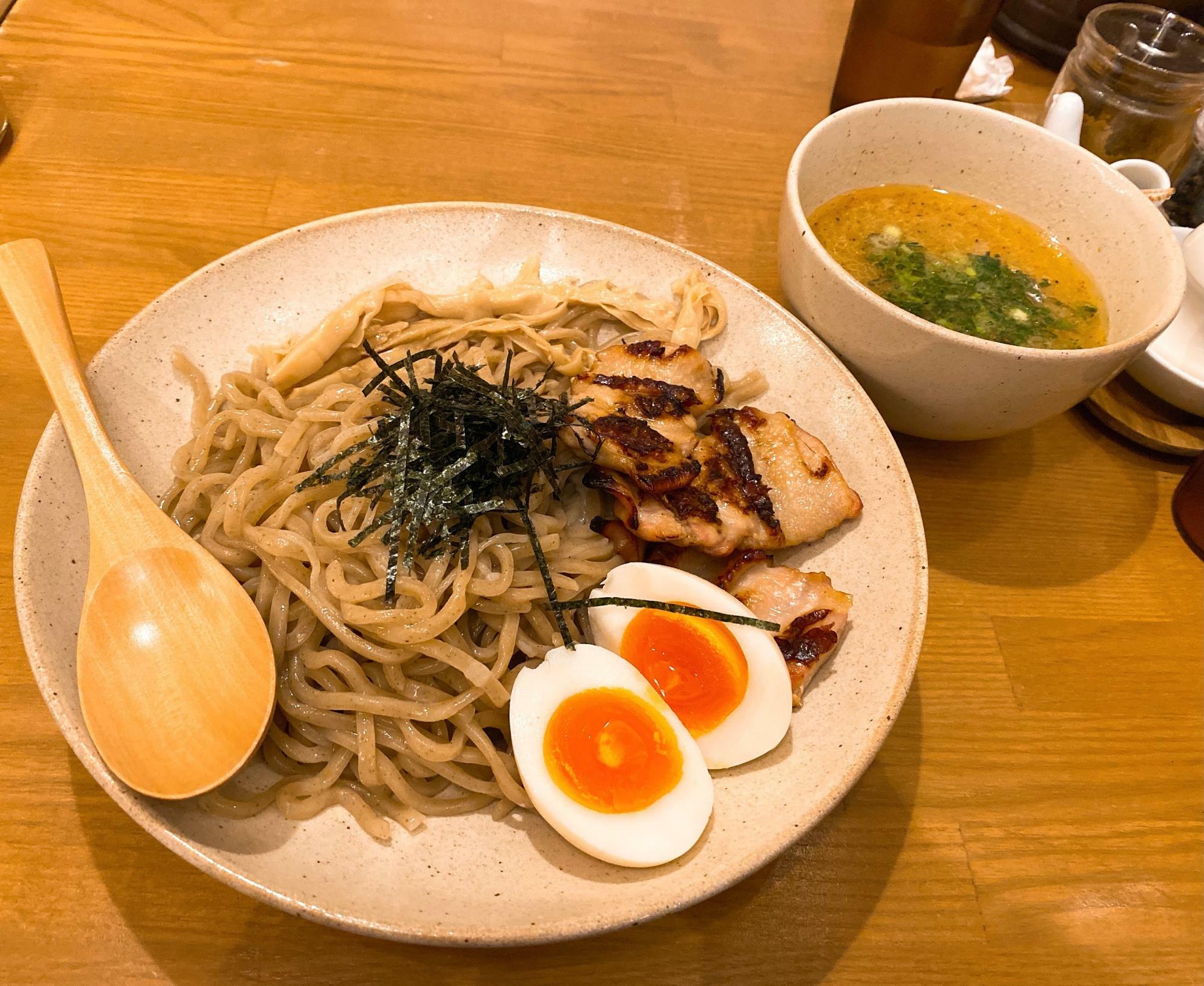 スペシャルつけ麺、300g