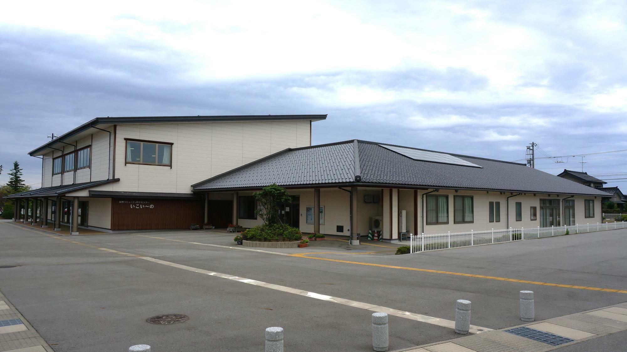 飯野の予防接種会場「飯野コミュニティ防災センター」