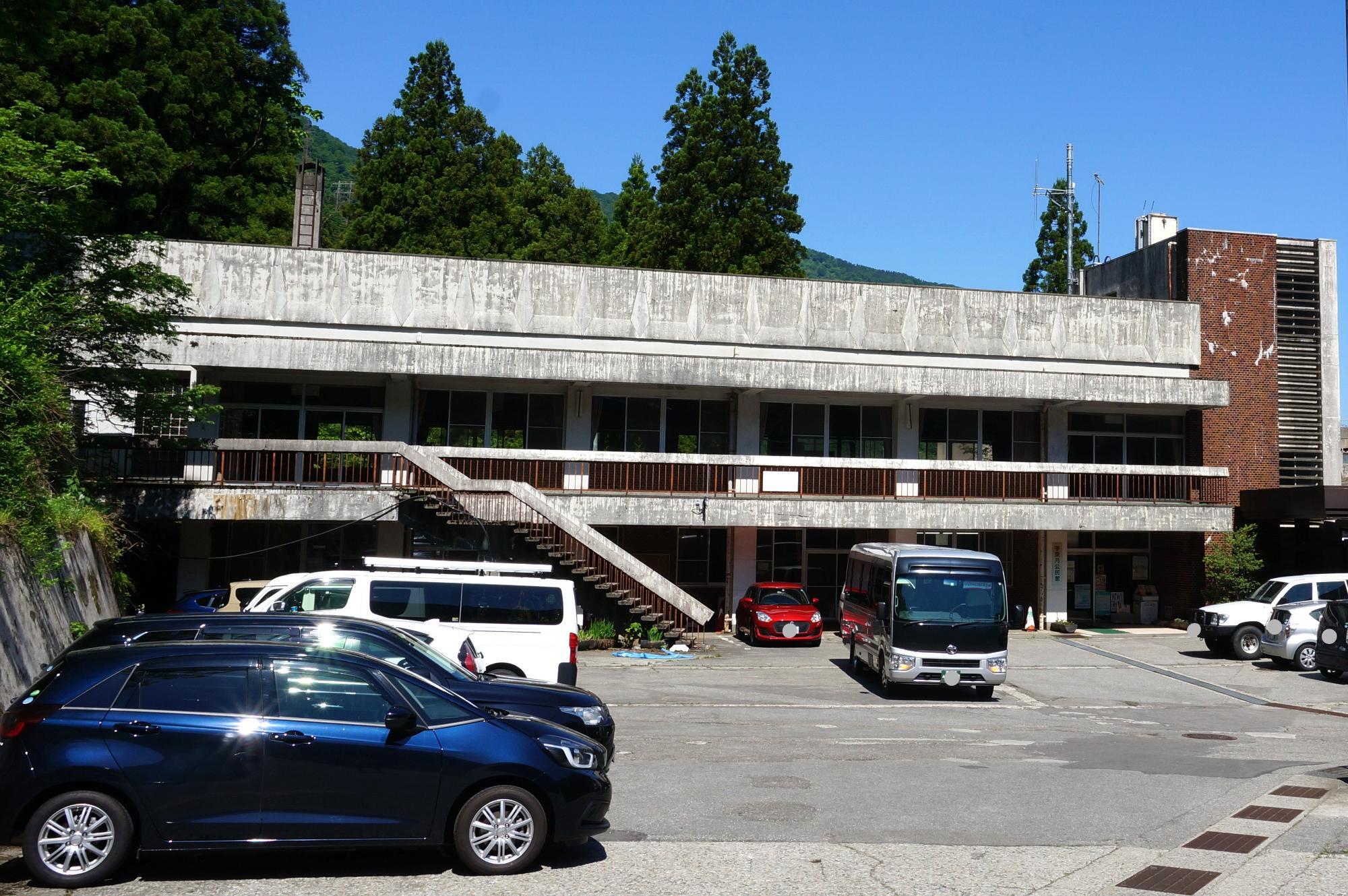 宇奈月公民館前の様子