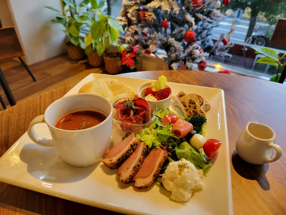 ロイヤルコペンハーゲン】 クリスマスプレート 8 件の「クリスマスワン