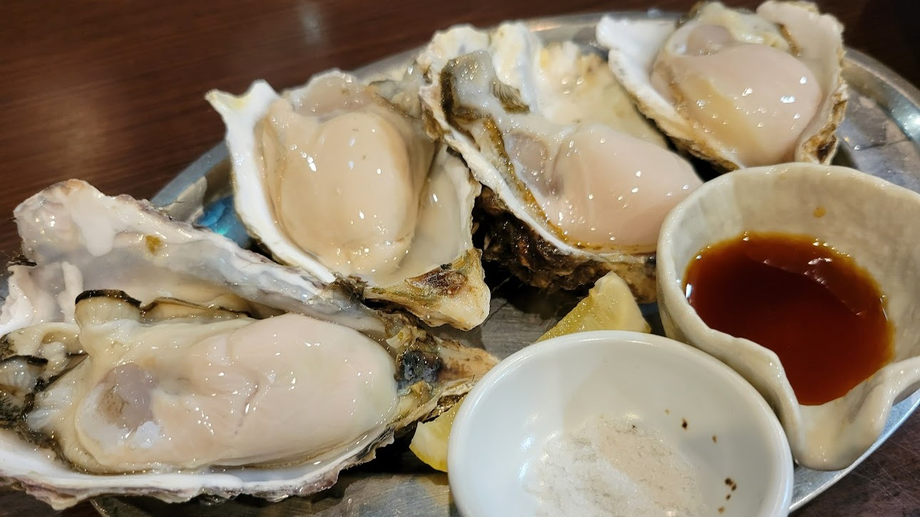 大阪市】旨い！牡蠣専門店のお得な「特選カキづくし」新鮮で濃厚で