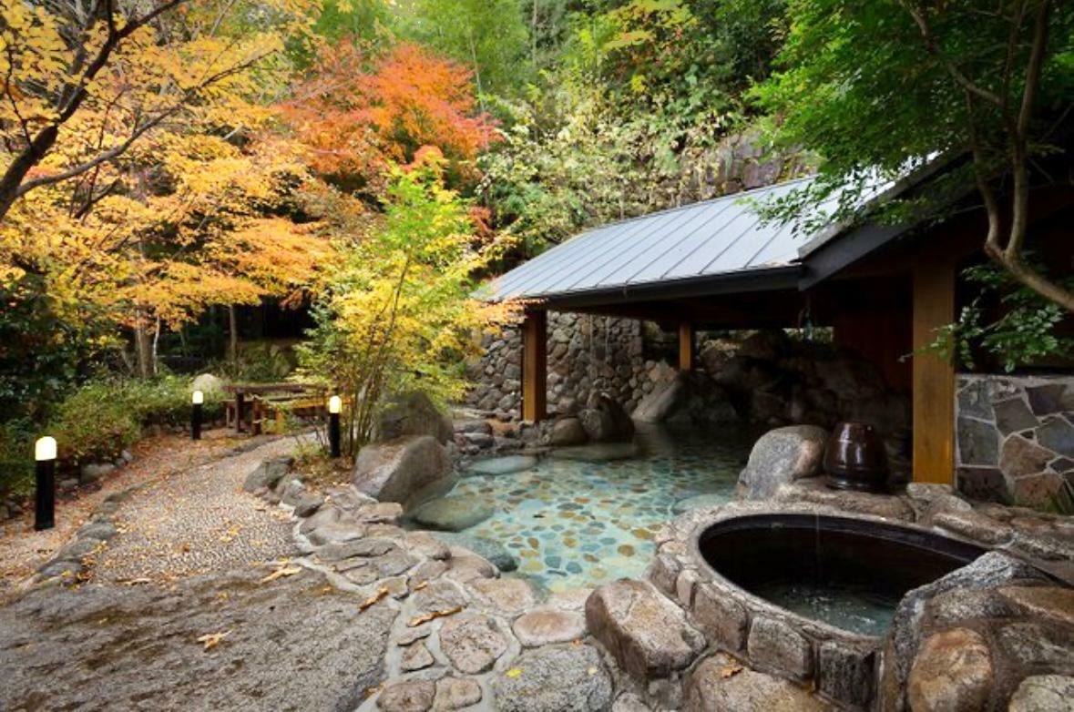 画像提供　湯泉郷 温泉館 湯招花