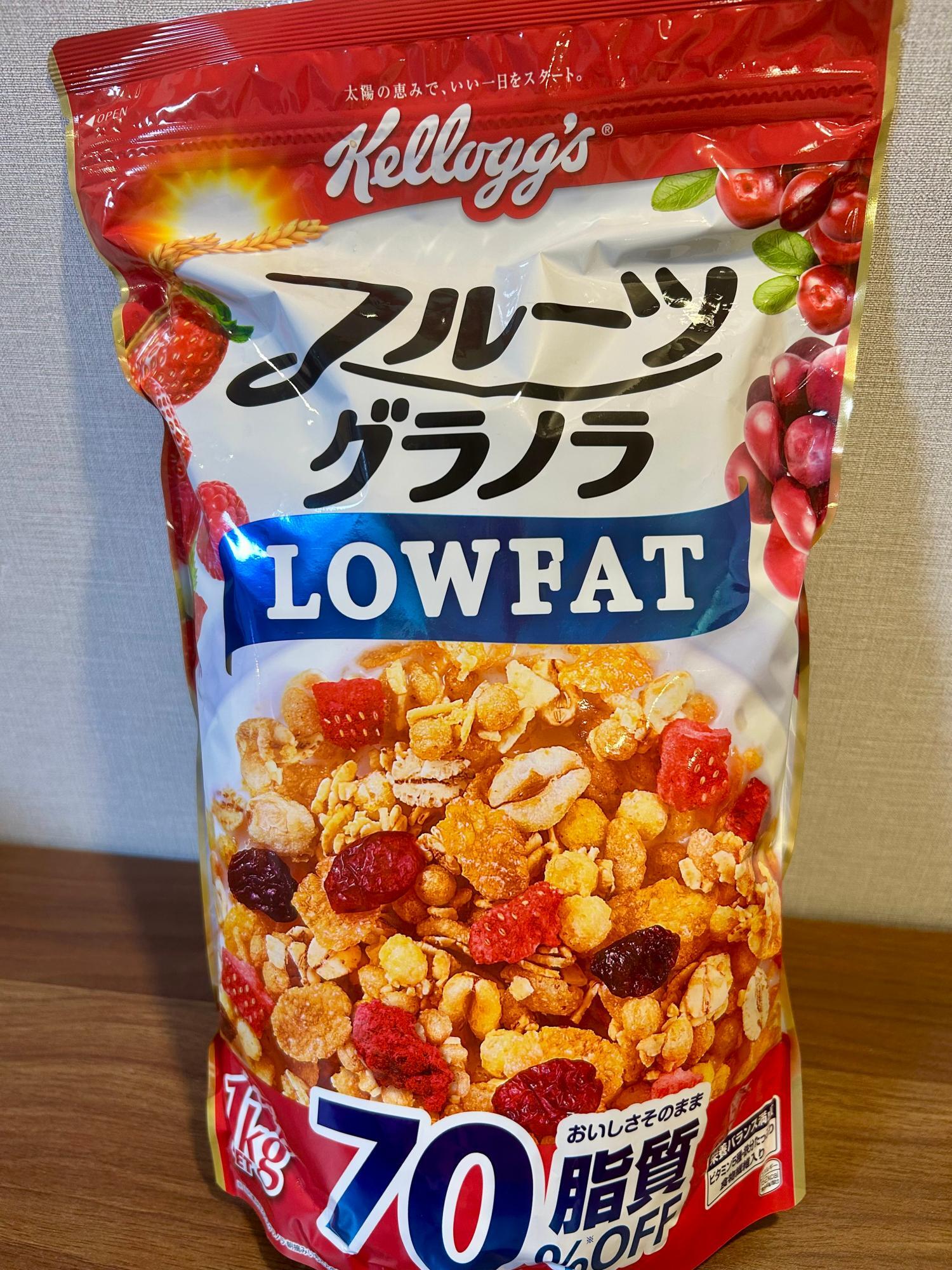 COMO 低糖質クロワッサン 3箱分　フルーツグラノラローファット 1kg 4袋 COMO 低糖質クロワッサン 3箱分 フルーツグラノラローファット