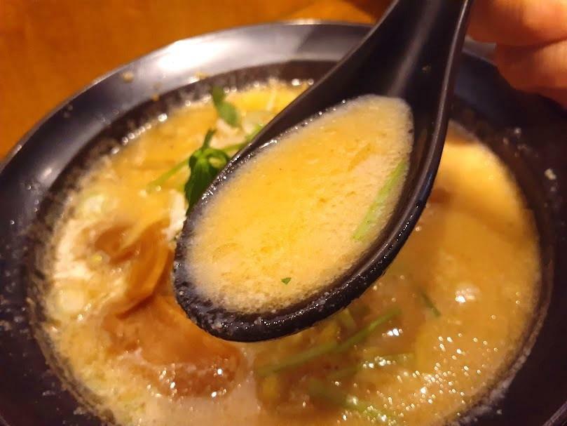 「拉麺 ゆうき」自慢のスープ