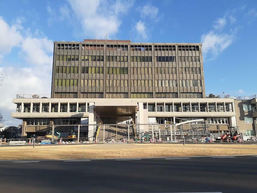 戸田市役所（2024年2月18日撮影）