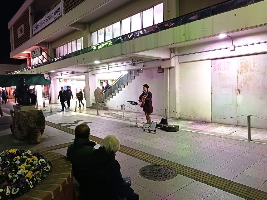 蕨駅西口路上ライブ