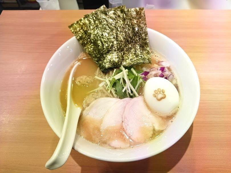 濃厚鶏白湯 醤油そば 特製　1,200円