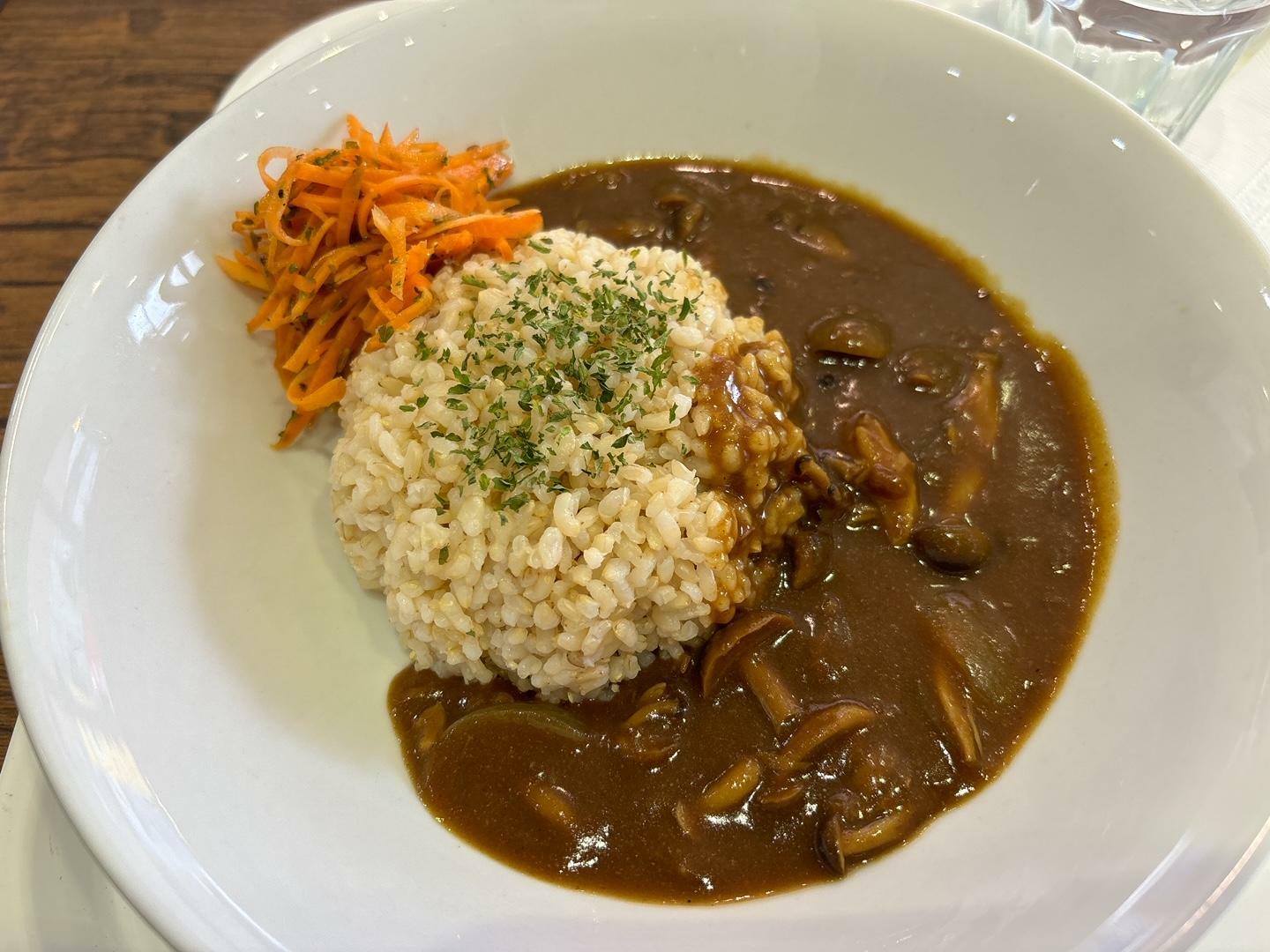 「たっぷりきのこカレー」