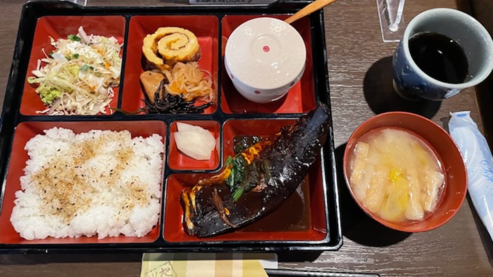 鯖の味噌煮定食（950円）