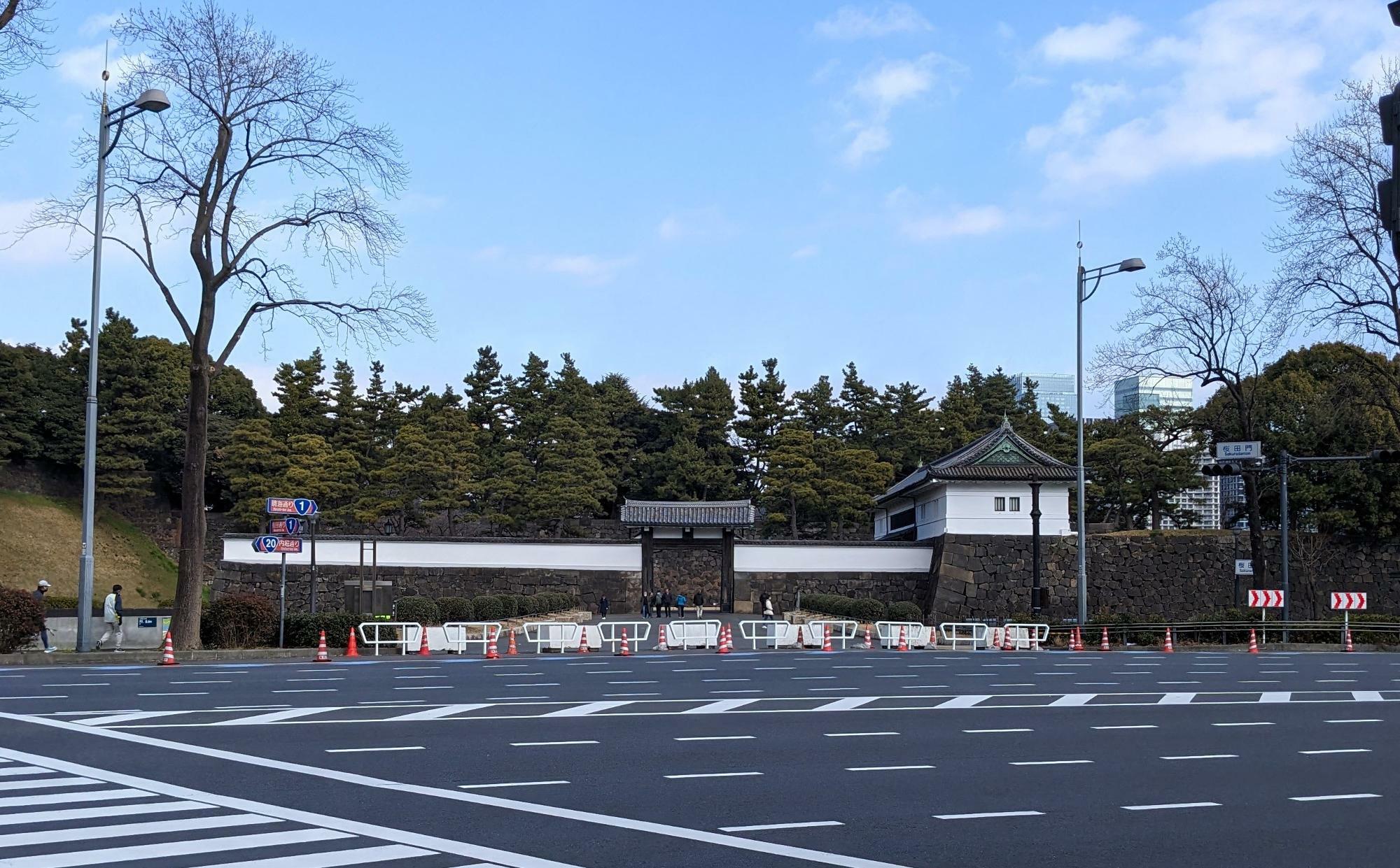 皇居　桜田門