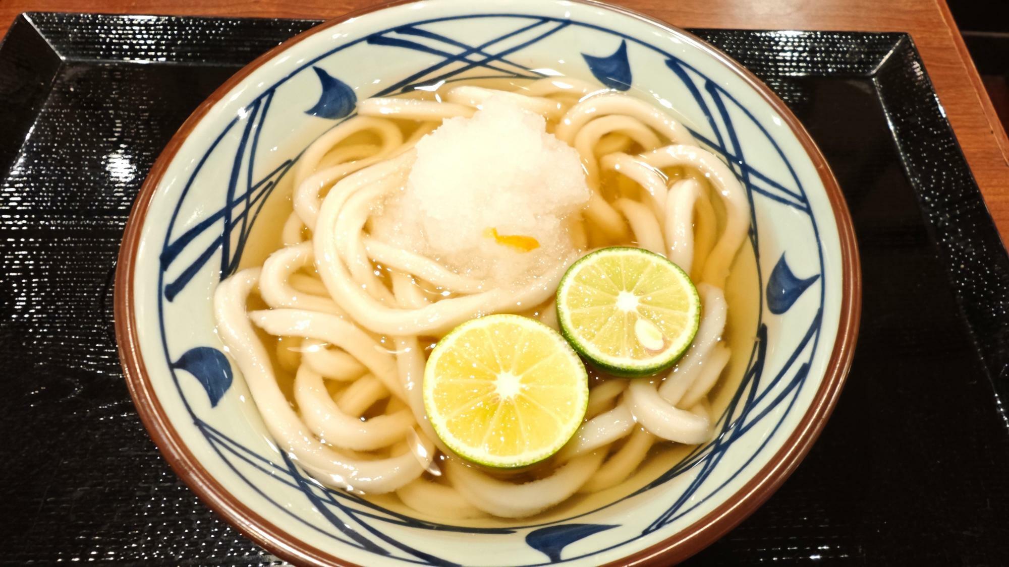 すだちおろし冷かけうどん　並520円