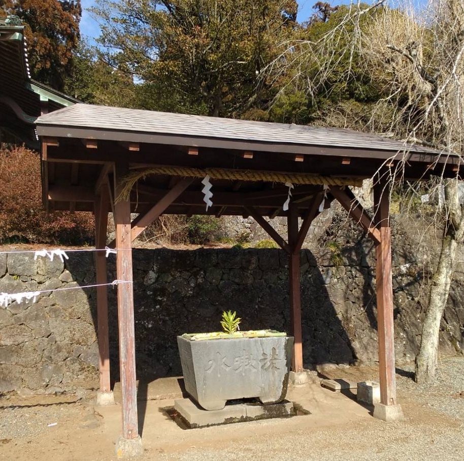 村山浅間神社の手水舎