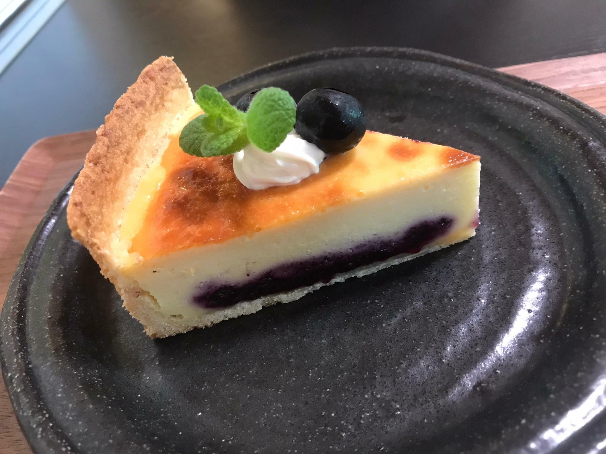 かき氷以外にも本日のケーキや玄米珈琲のメニューがありました。