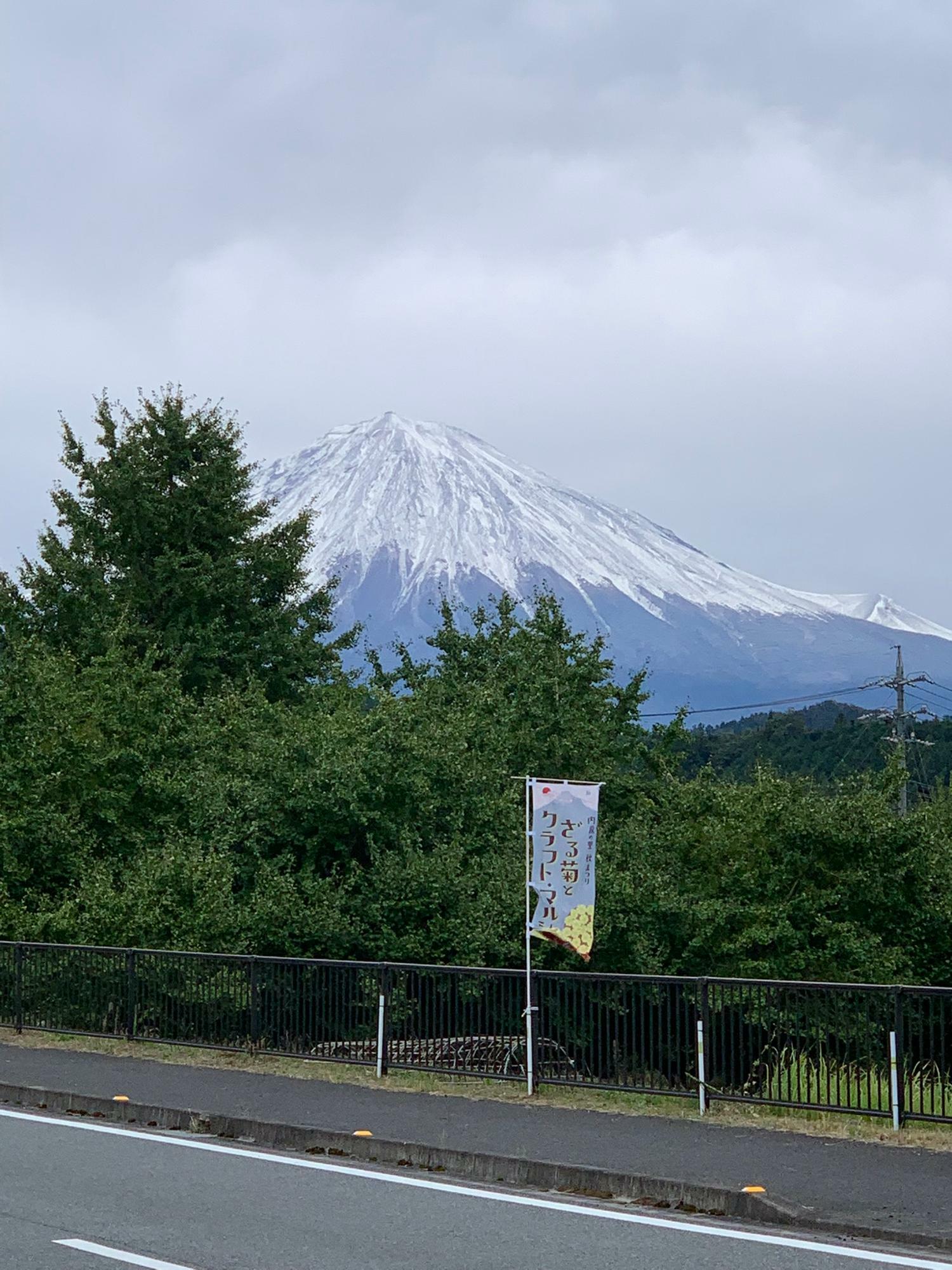 会場から眺める富士山