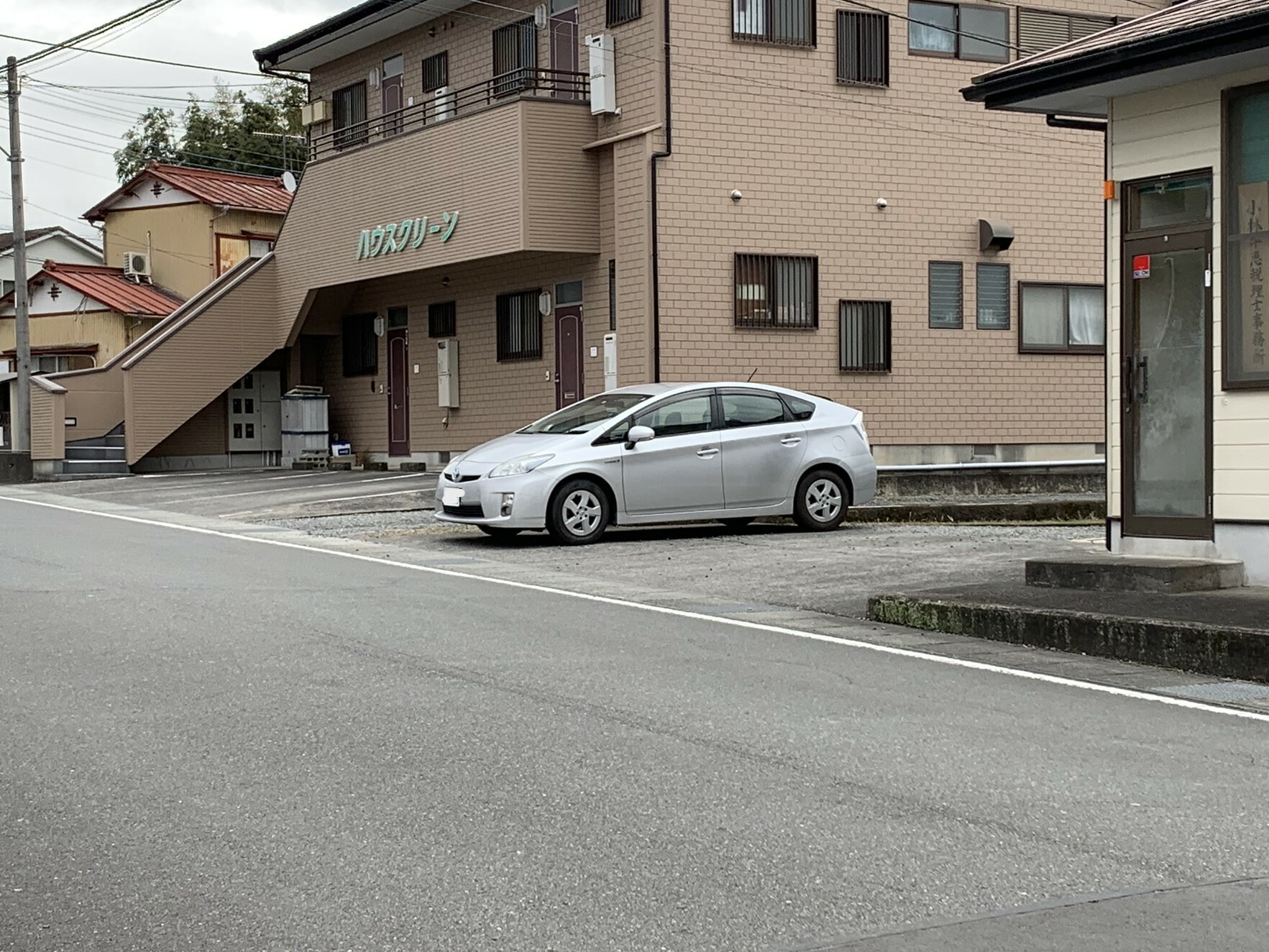 2台ほど停められる駐車場