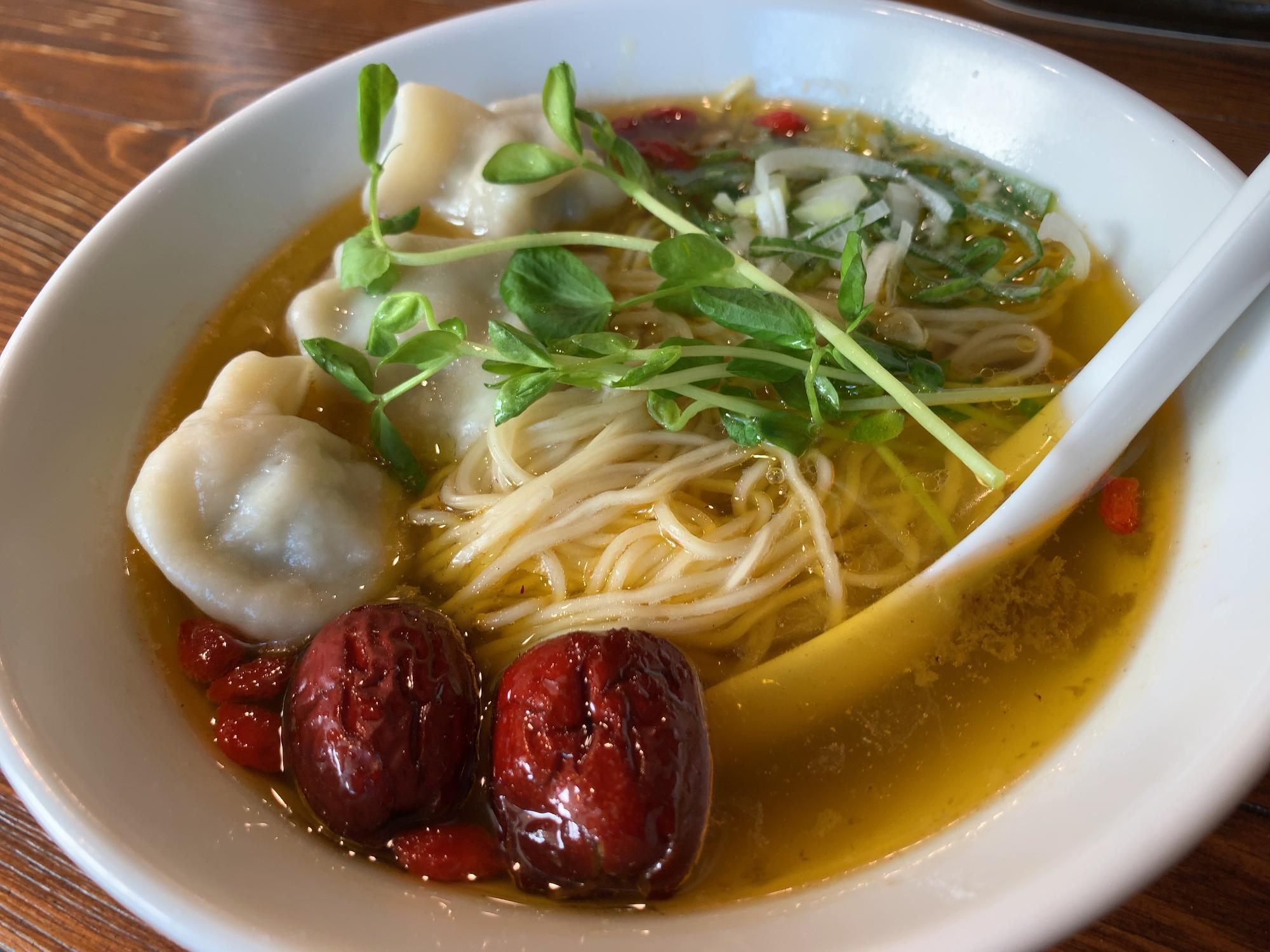 薬膳餃子ラーメン