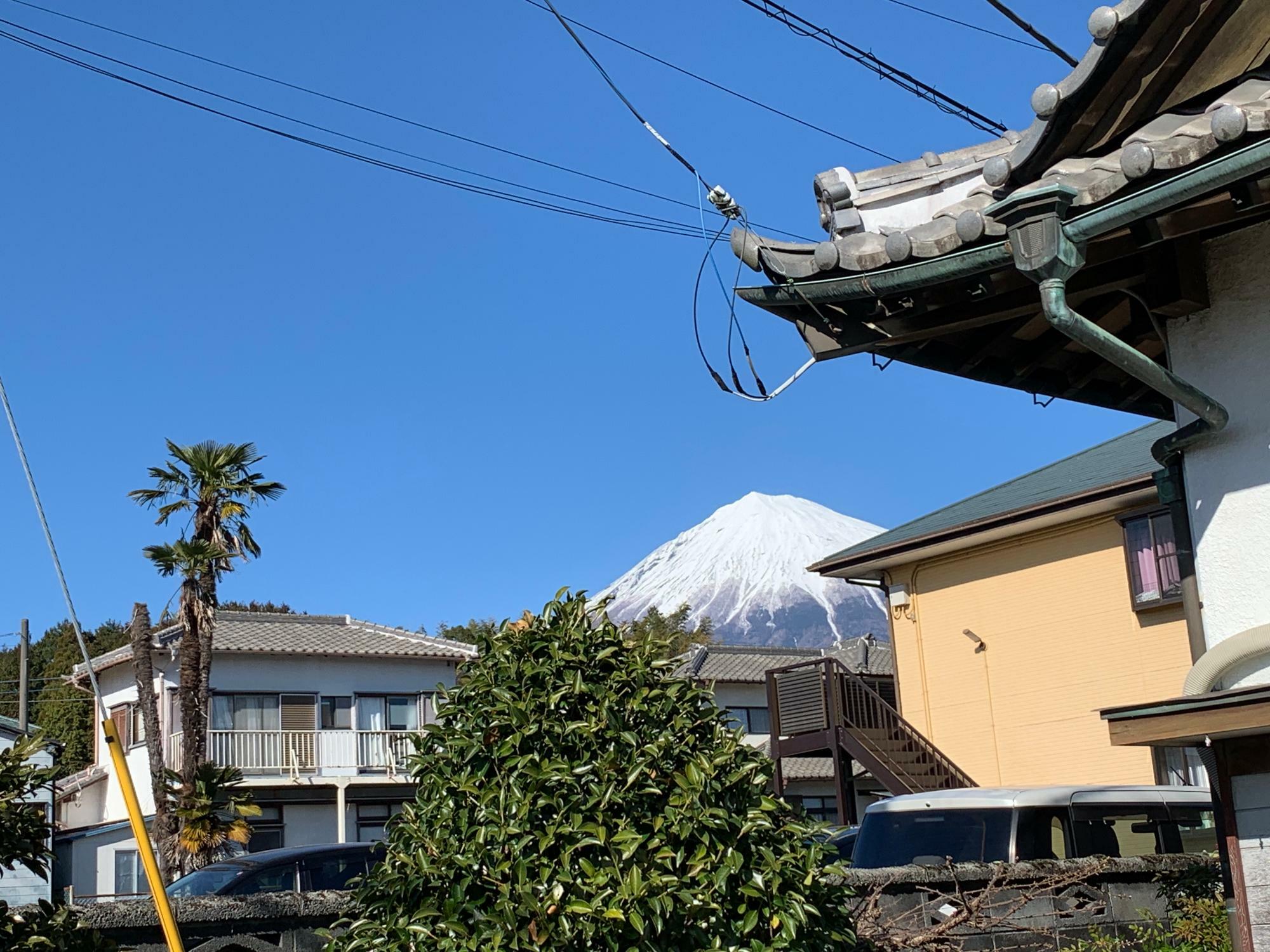 駐車場から富士山を望む