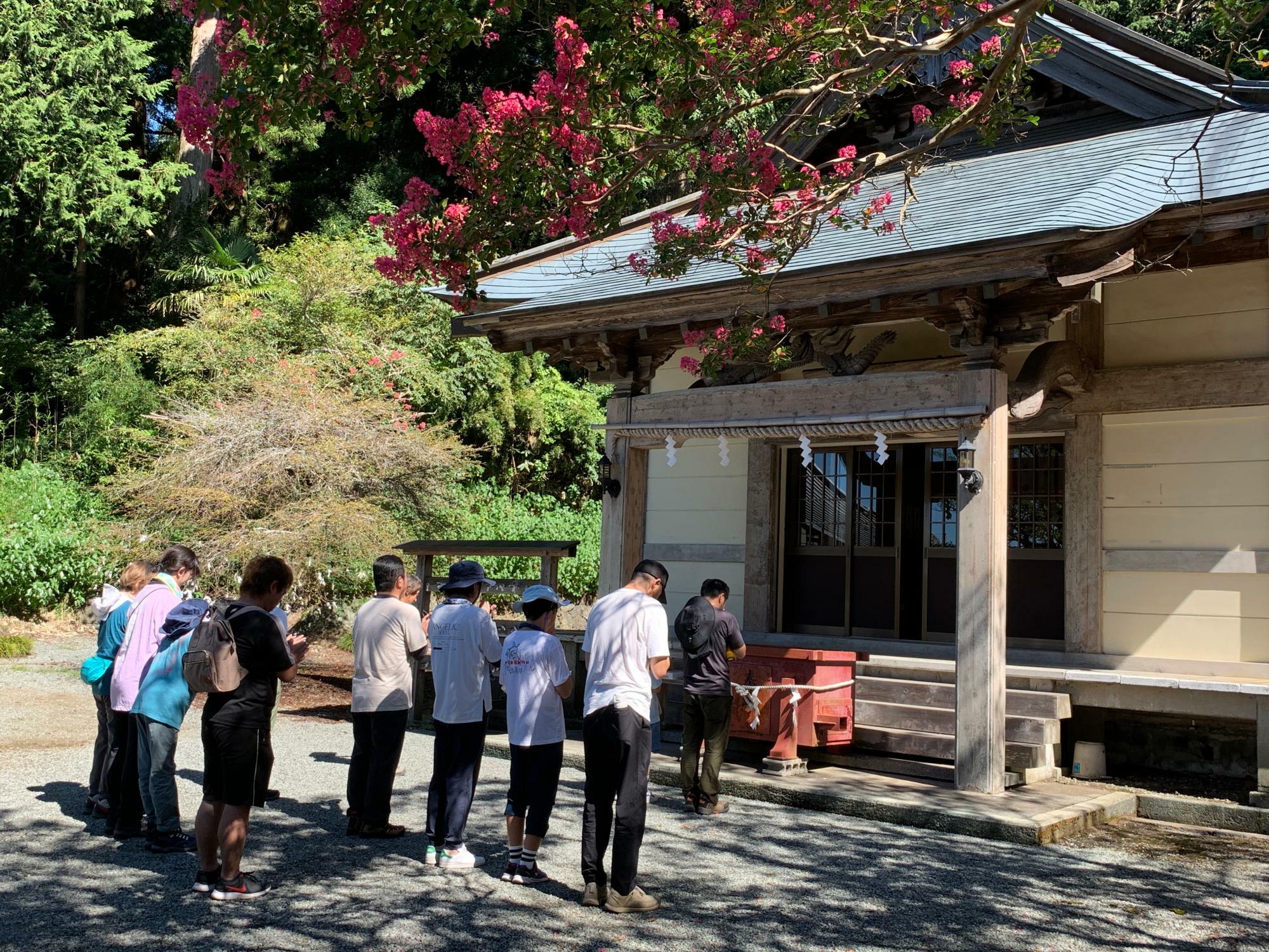 村山浅間神社で再度登山の安全祈願