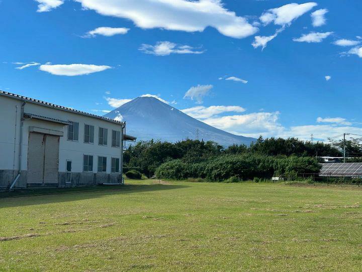 会場の勝又製茶北側芝生広場