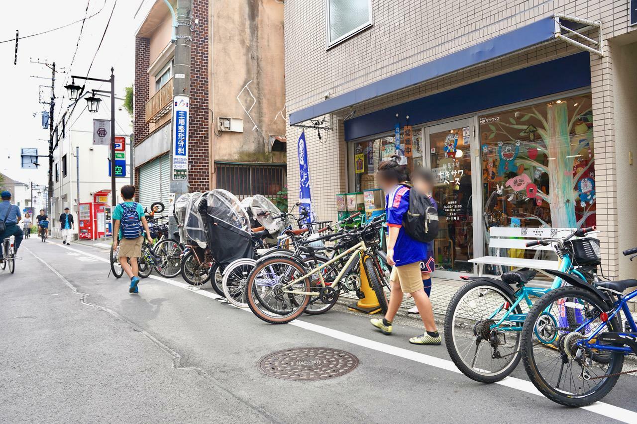 お店の外にいても活気が伝わってくる（ヤギサワベース様 ご提供）