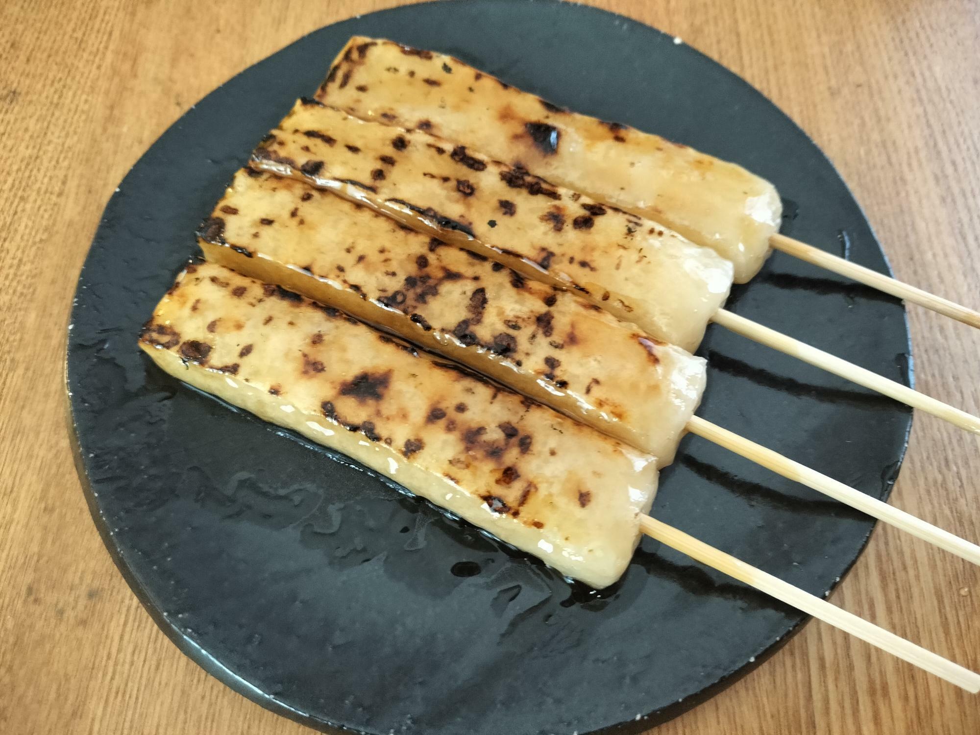 ※玉吉餅店の「やじろ」