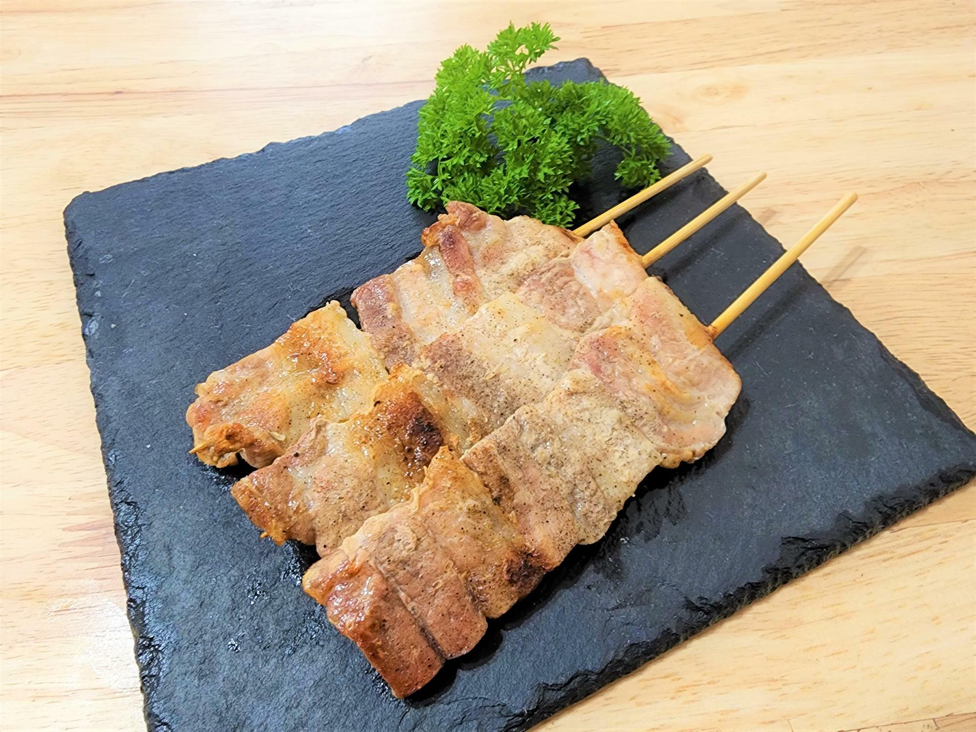 「PiPPon 徳島中洲店」で購入した「豚バラ」。調理済。