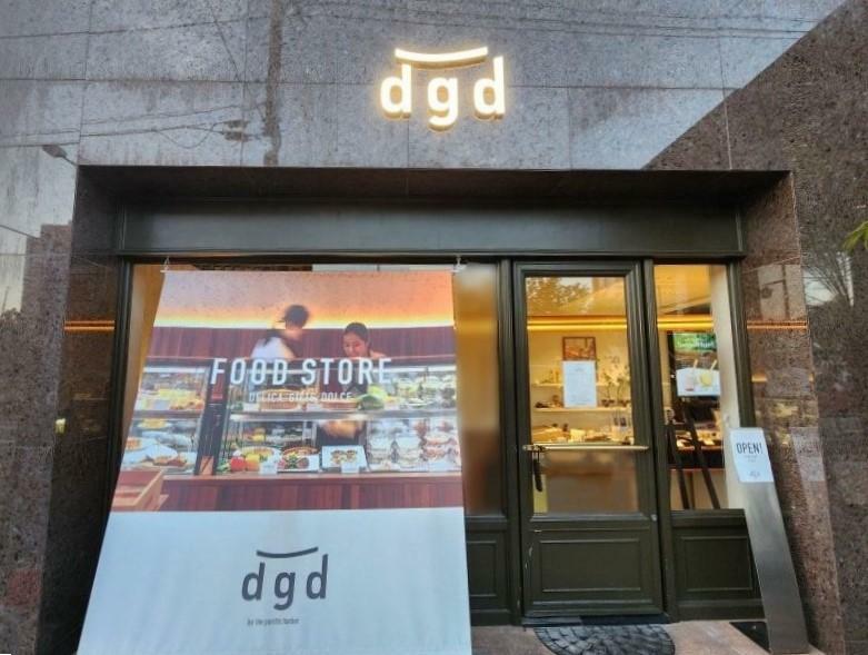 「dgd（ディージーディー）」店舗外観。