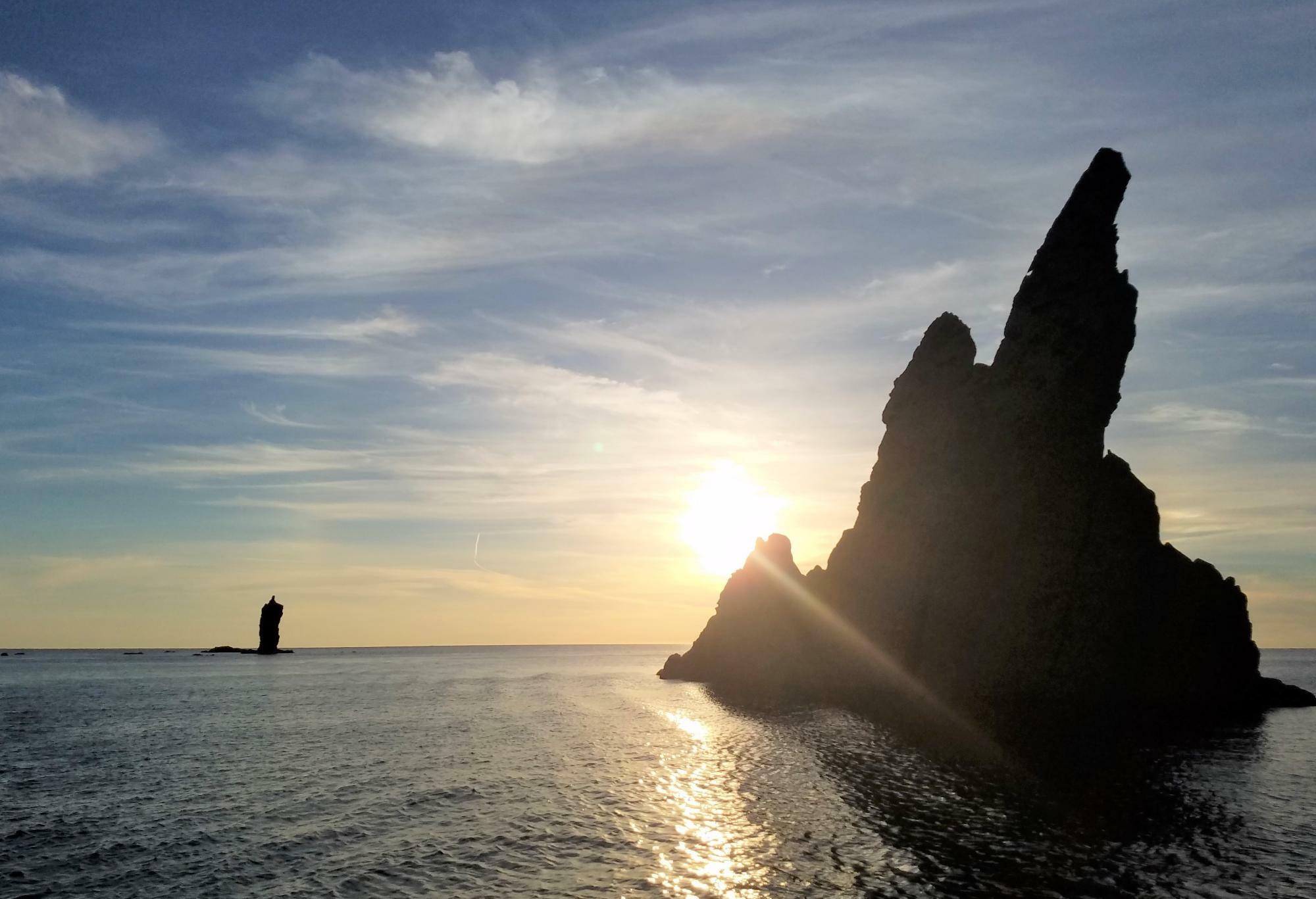 2017年に撮影したローソク島周辺の奇岩