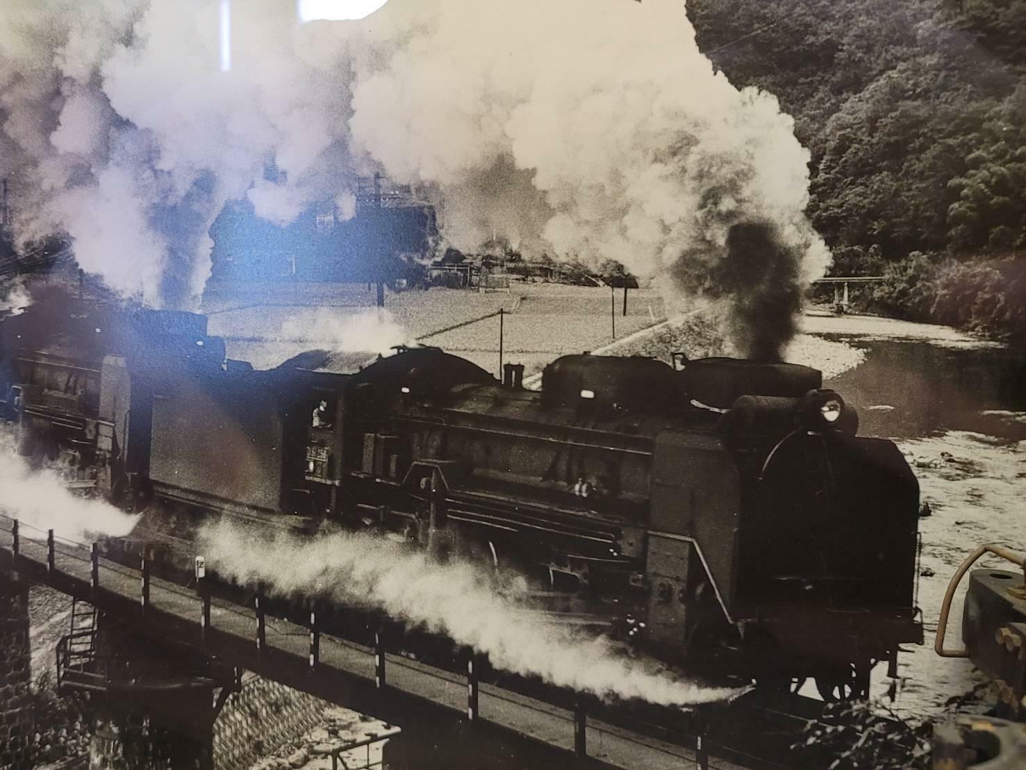 福山自動車時計博物館の展示物　蒸気機械のイメージ画像