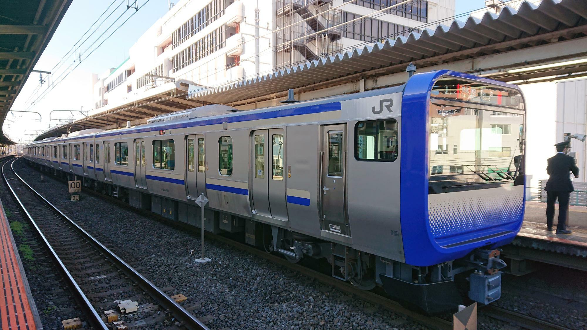 E235系横須賀線・総武線快速