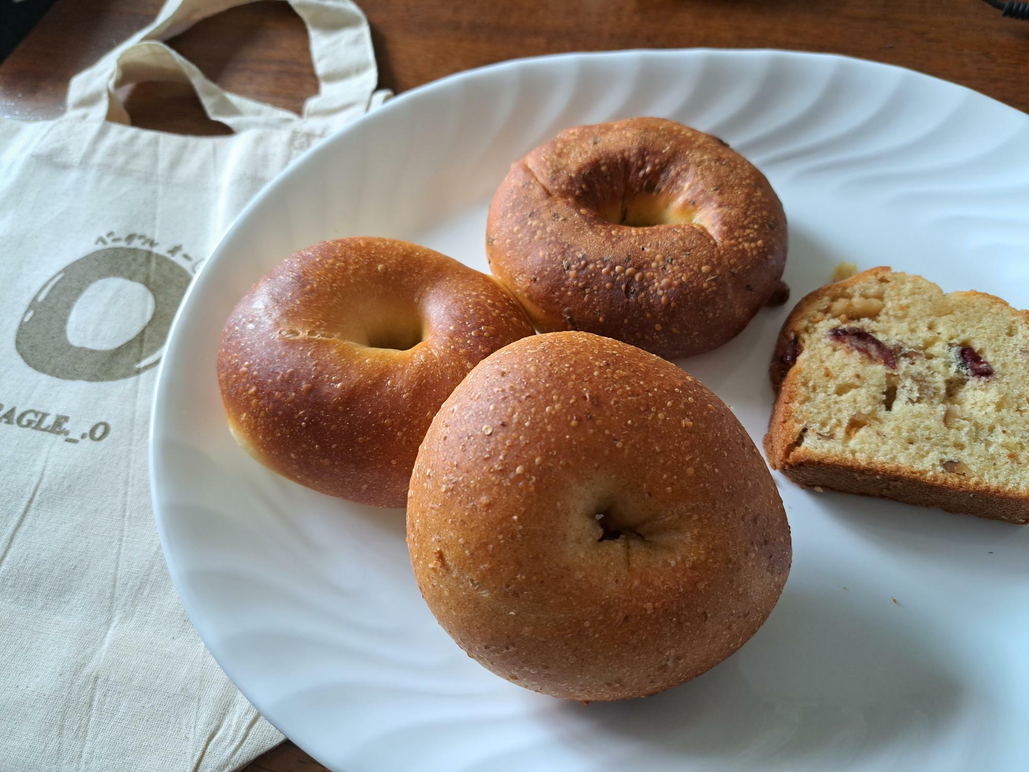 BAGEL._.O（ベーグルオー）は小さなお店ゆえの利用ポイントがあります。