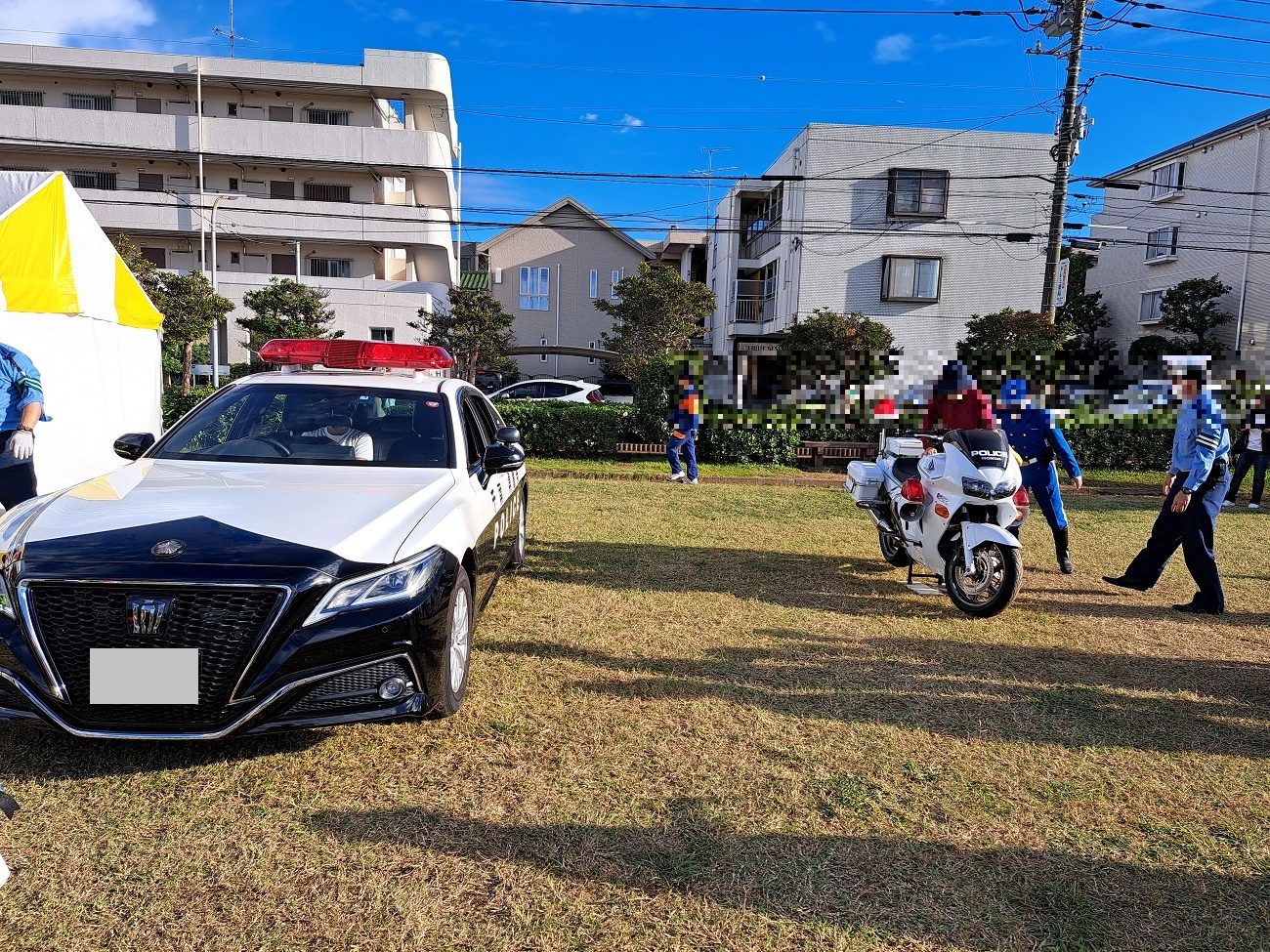 行徳防犯フェスタでの警察車両乗車体験