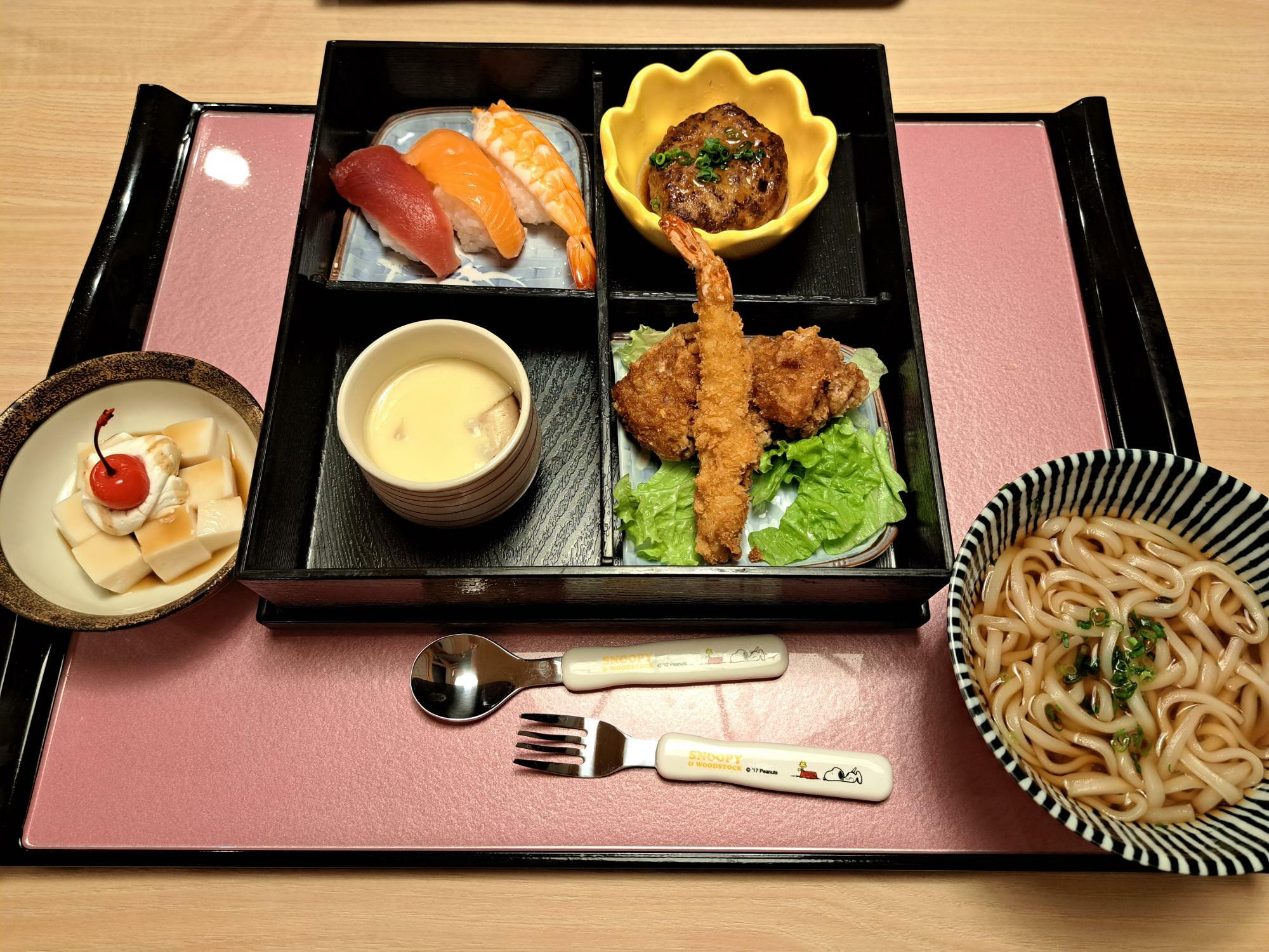 「和食やまざき」のお子様寿司御膳