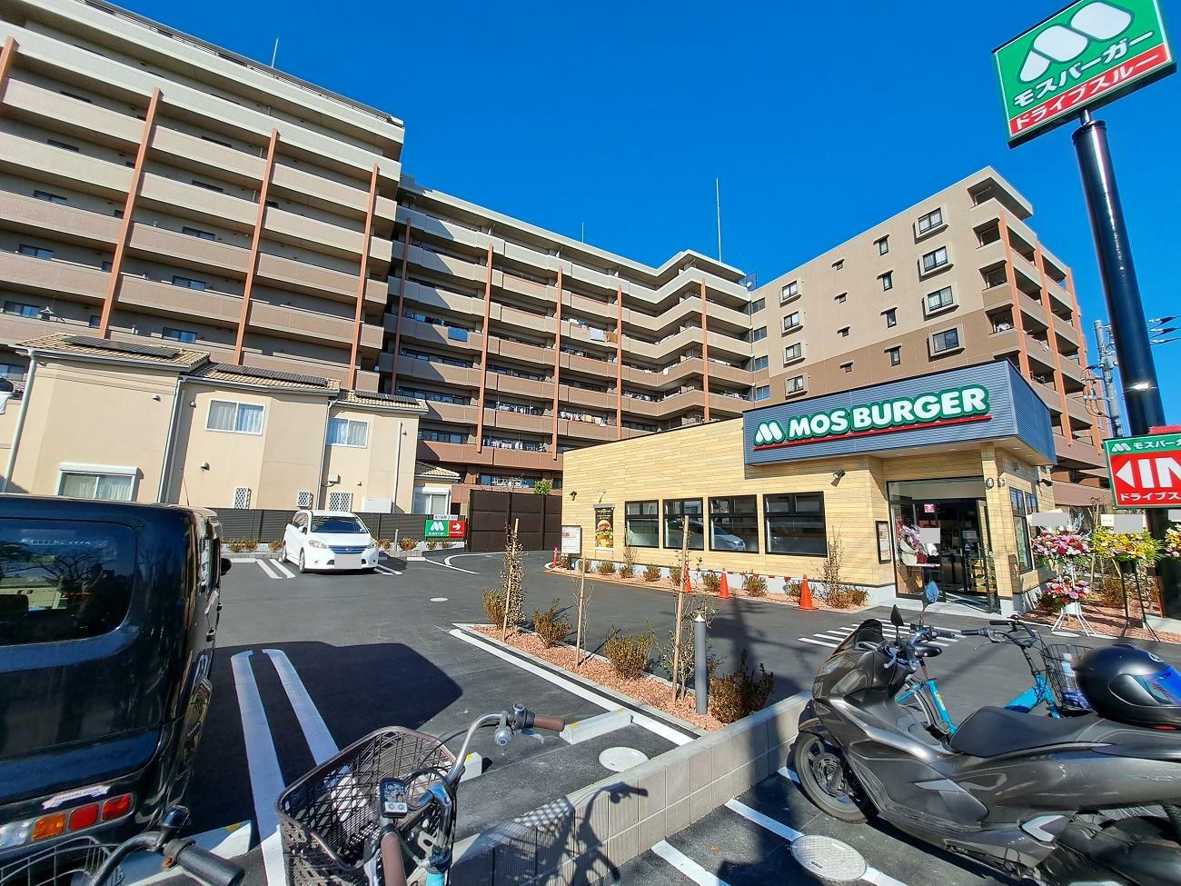 ドライブスルー店舗は市川市内で唯一。