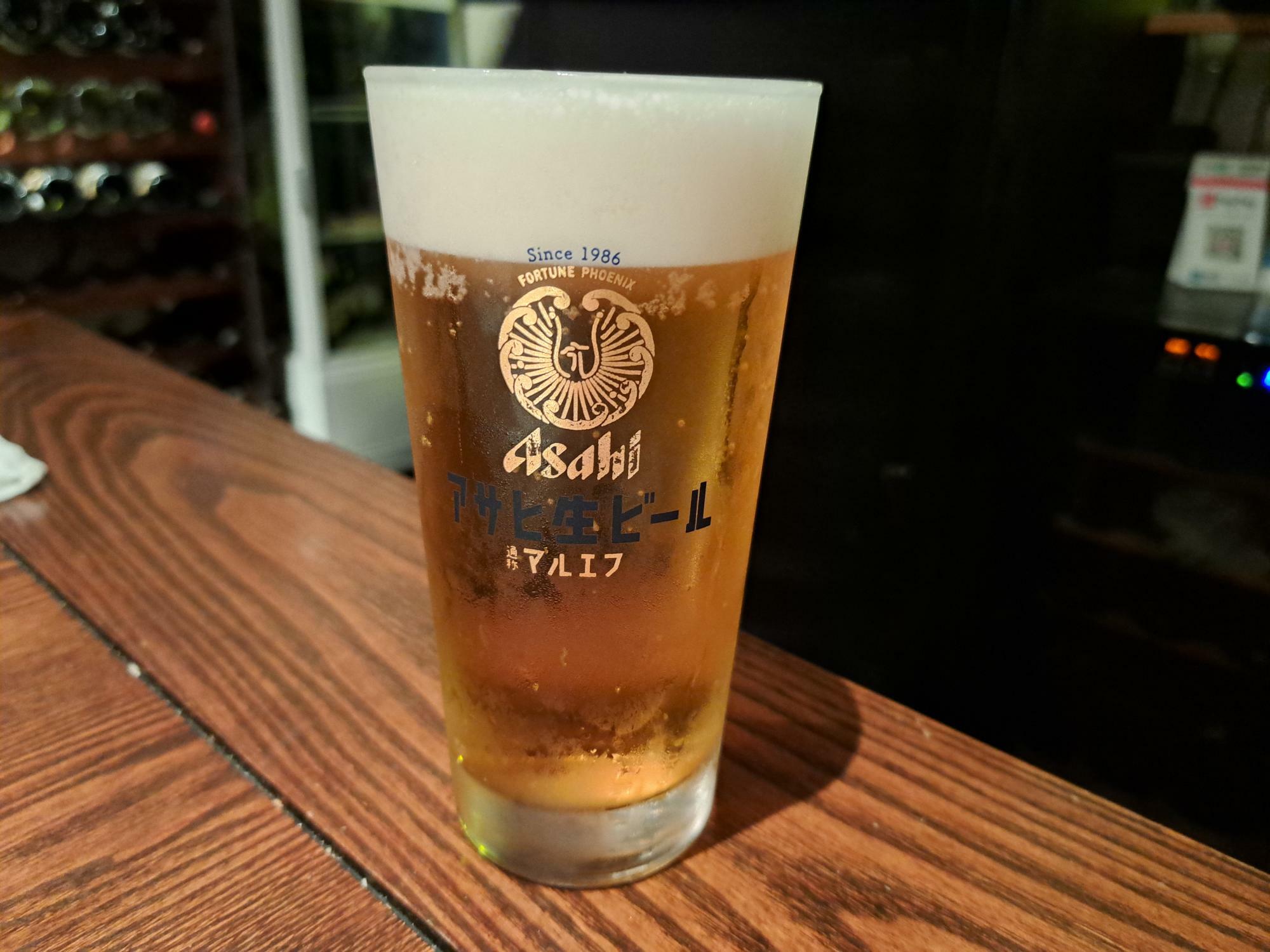 ビールはマルエフ！泡もきめ細かい。