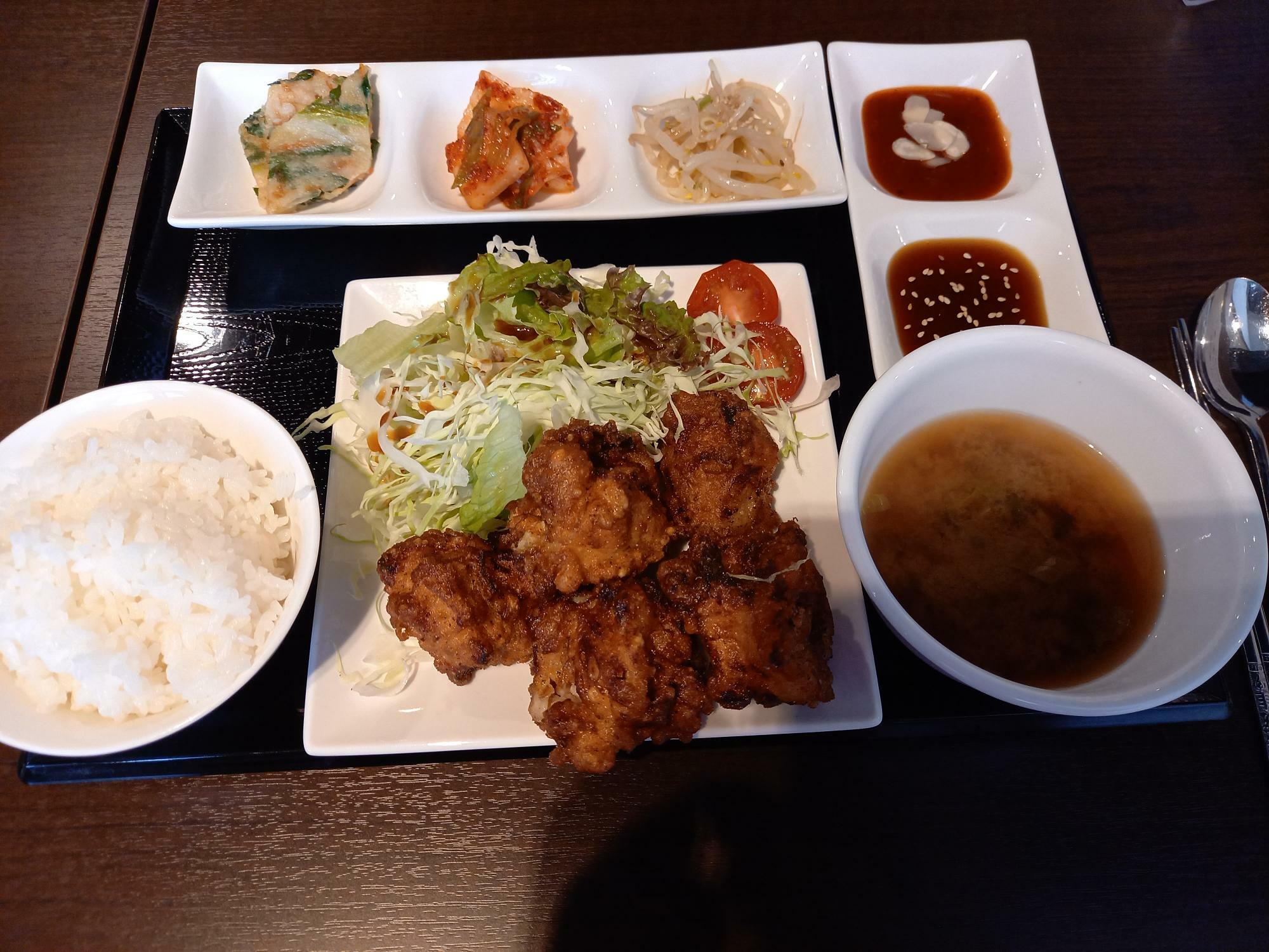 韓国チキン定食1180円