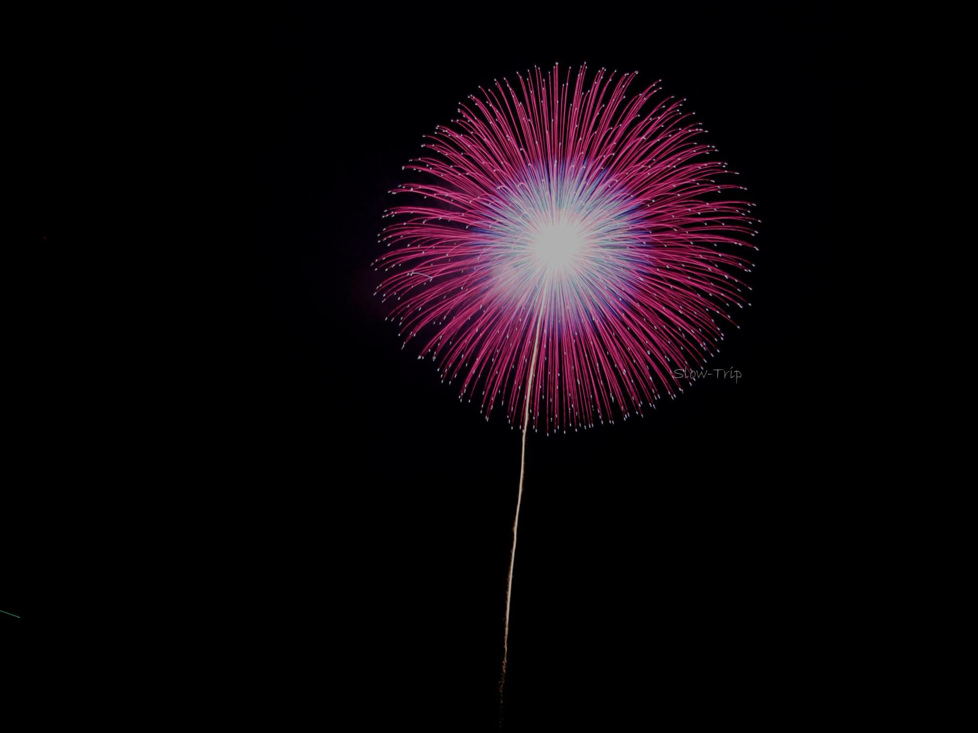 三重芯などの多重芯花火も。