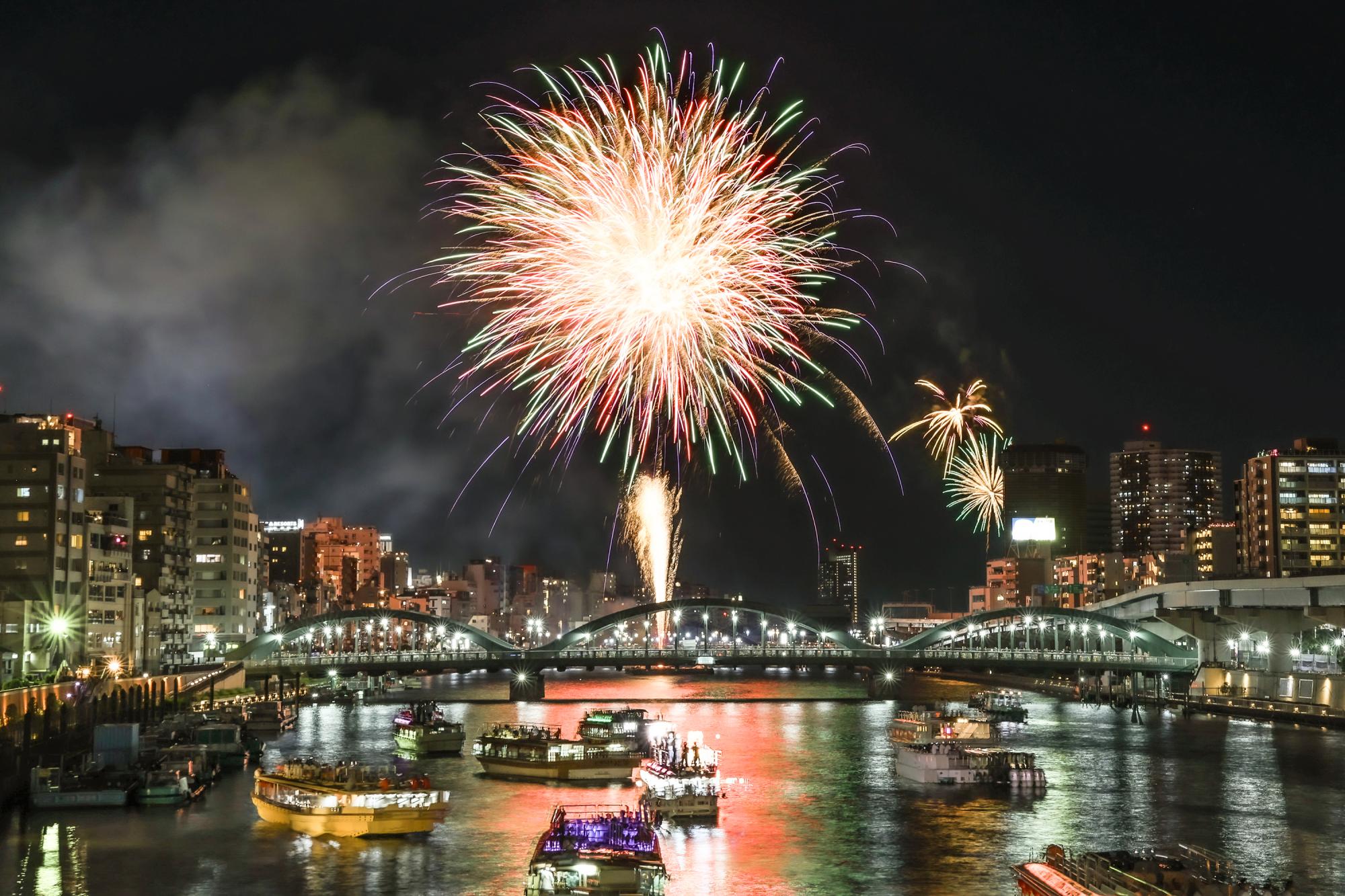 隅田川花火大会 市民協賛者用特別観覧席 (イ)台東リバーサイドスポーツ