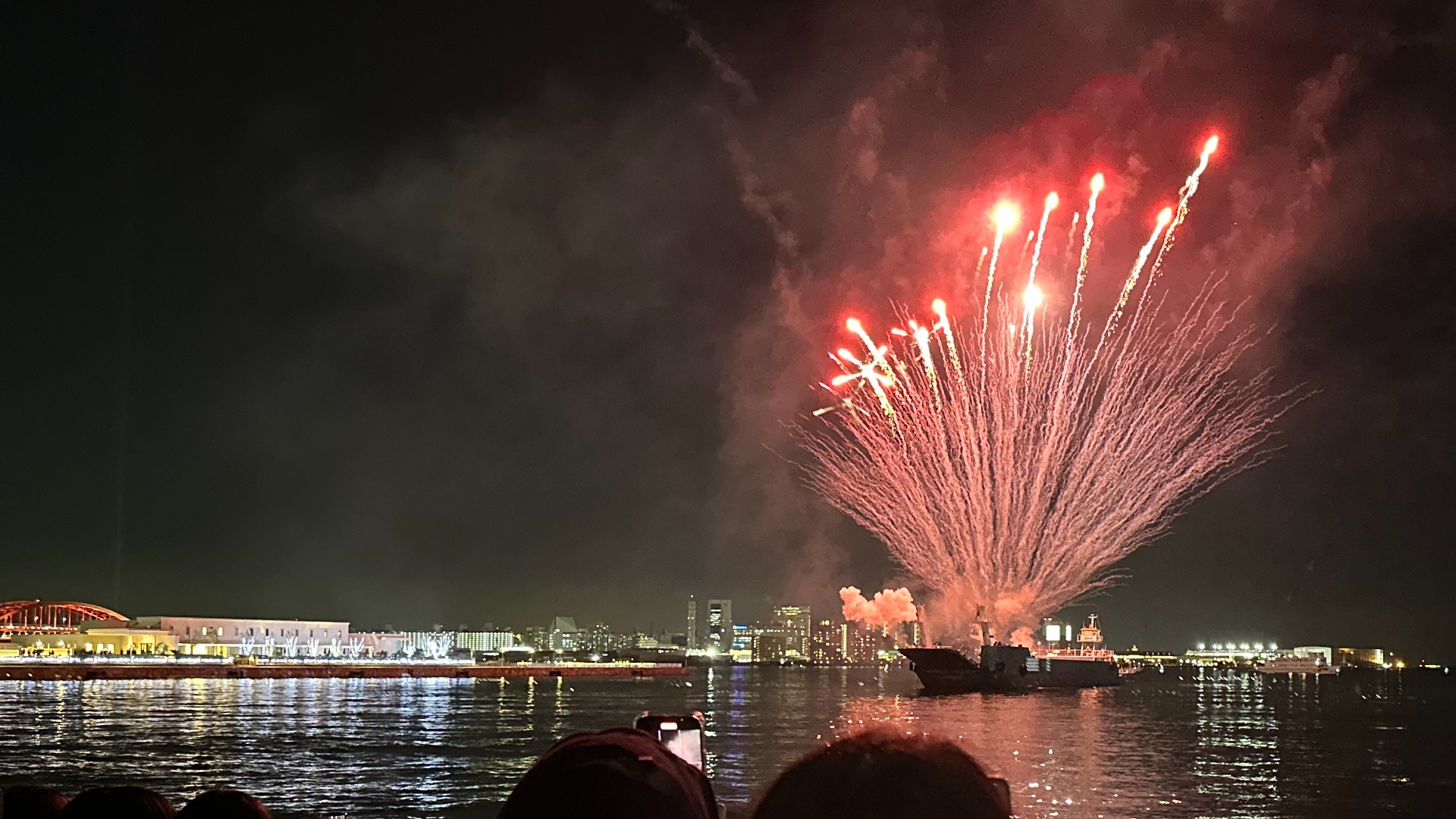 神戸市】10月17～21日「みなとこうべ海上花火大会」代替イベント実施