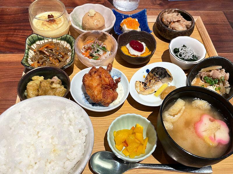 12種類のおばんざいランチ