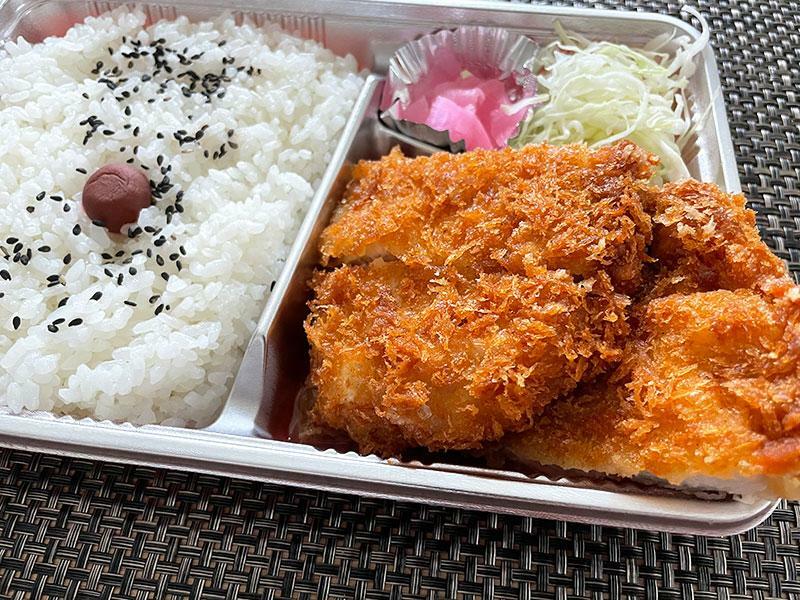 ロースカツ弁当（680円）