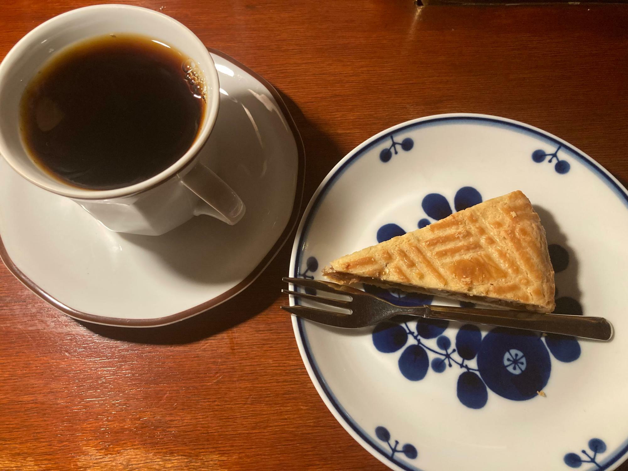 まるで日本茶とお茶請けのようなアンサンブル。