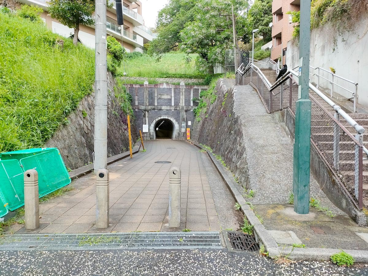 南太田方面からの大原隧道入口
