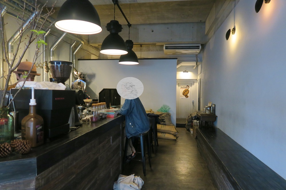 rokkan　COFFEE　CREATORSの店内