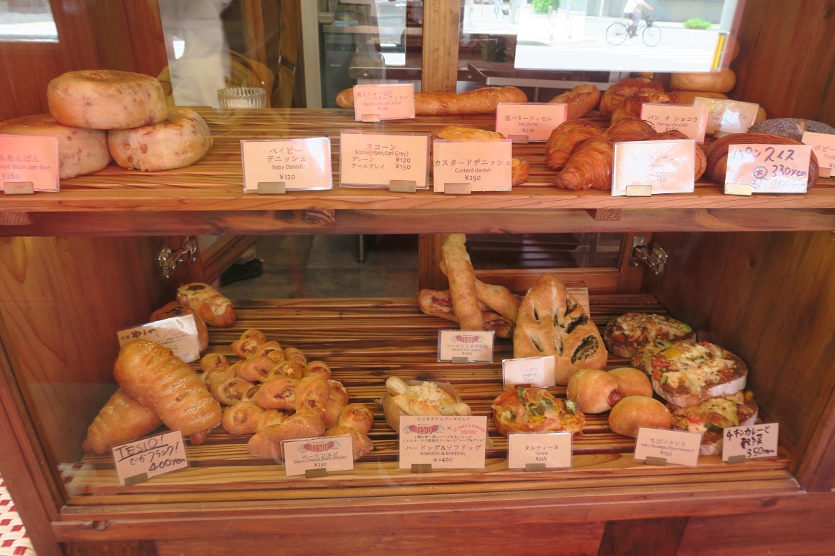 プレタポルテのパンの陳列