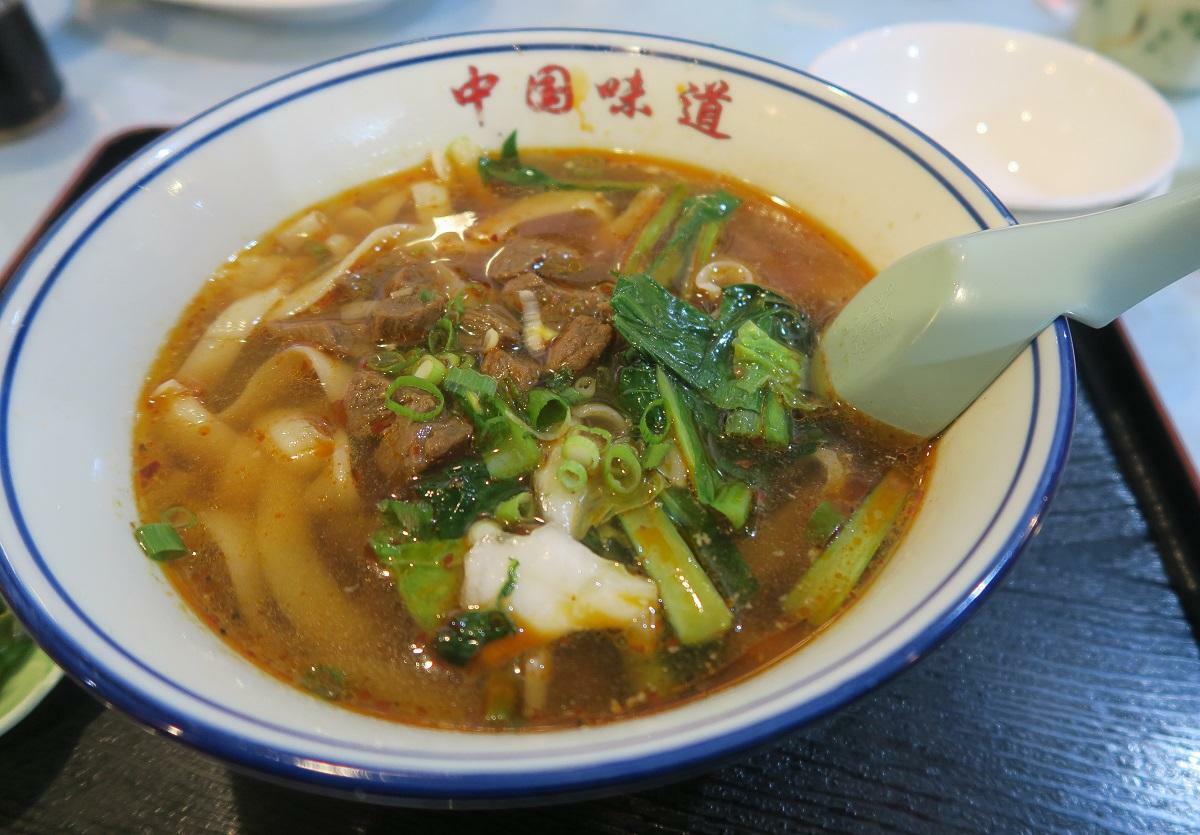 牛肉麺（刀削麺）